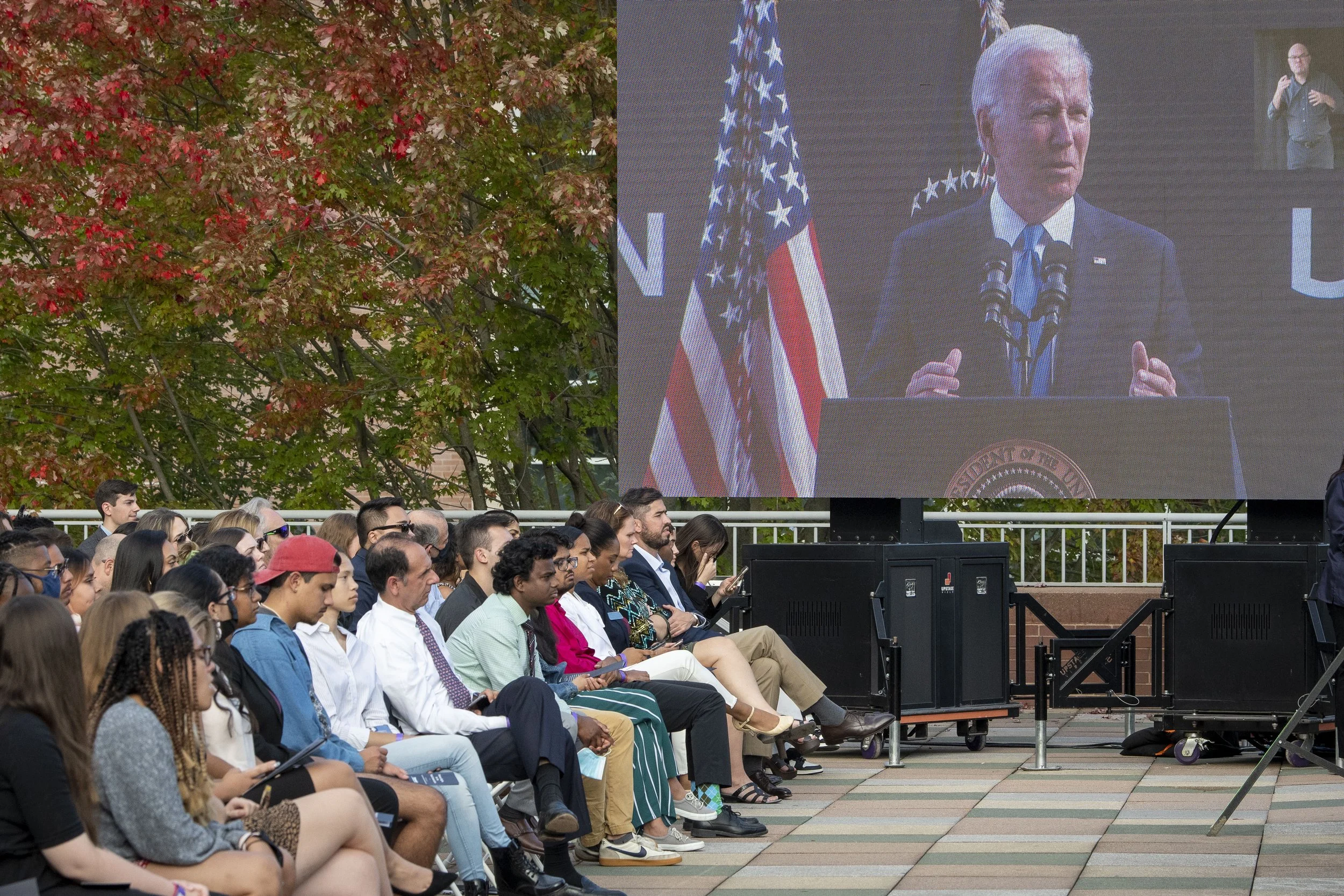 biden211015c195.jpg