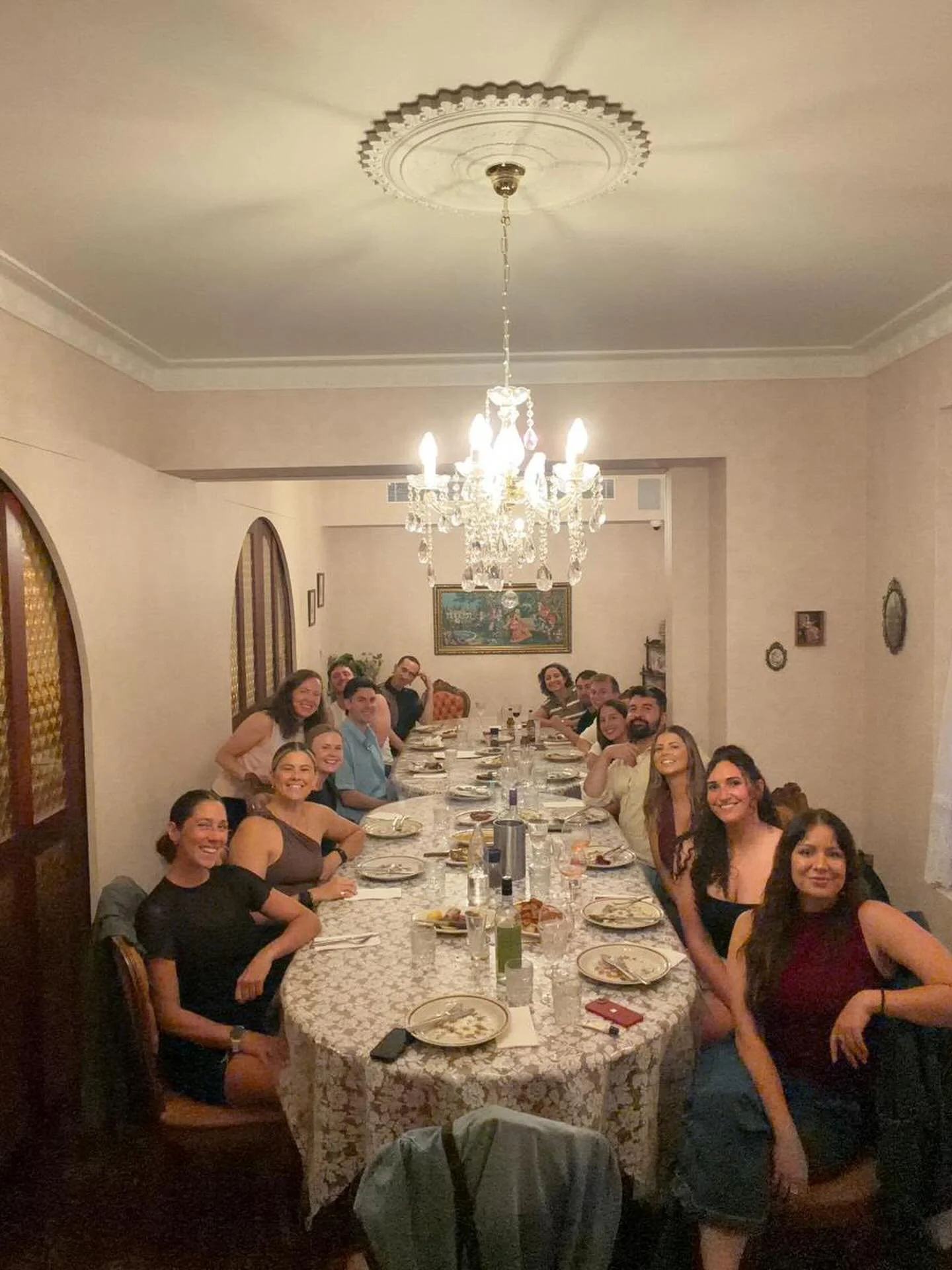 The Masterpiece and the BTS 🖼️

Our End of Year celebration in Jan always has something 🎉🍾

Lucky team work makes the dream work 💚💚

#motuslife #motus #team #allied