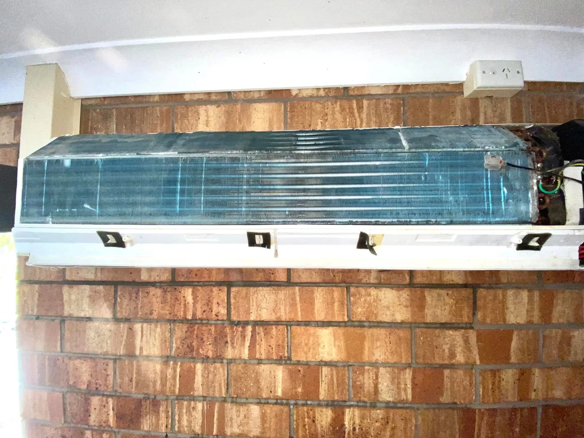 Ultra Fresh Airconditioning Cleaning (4).webp