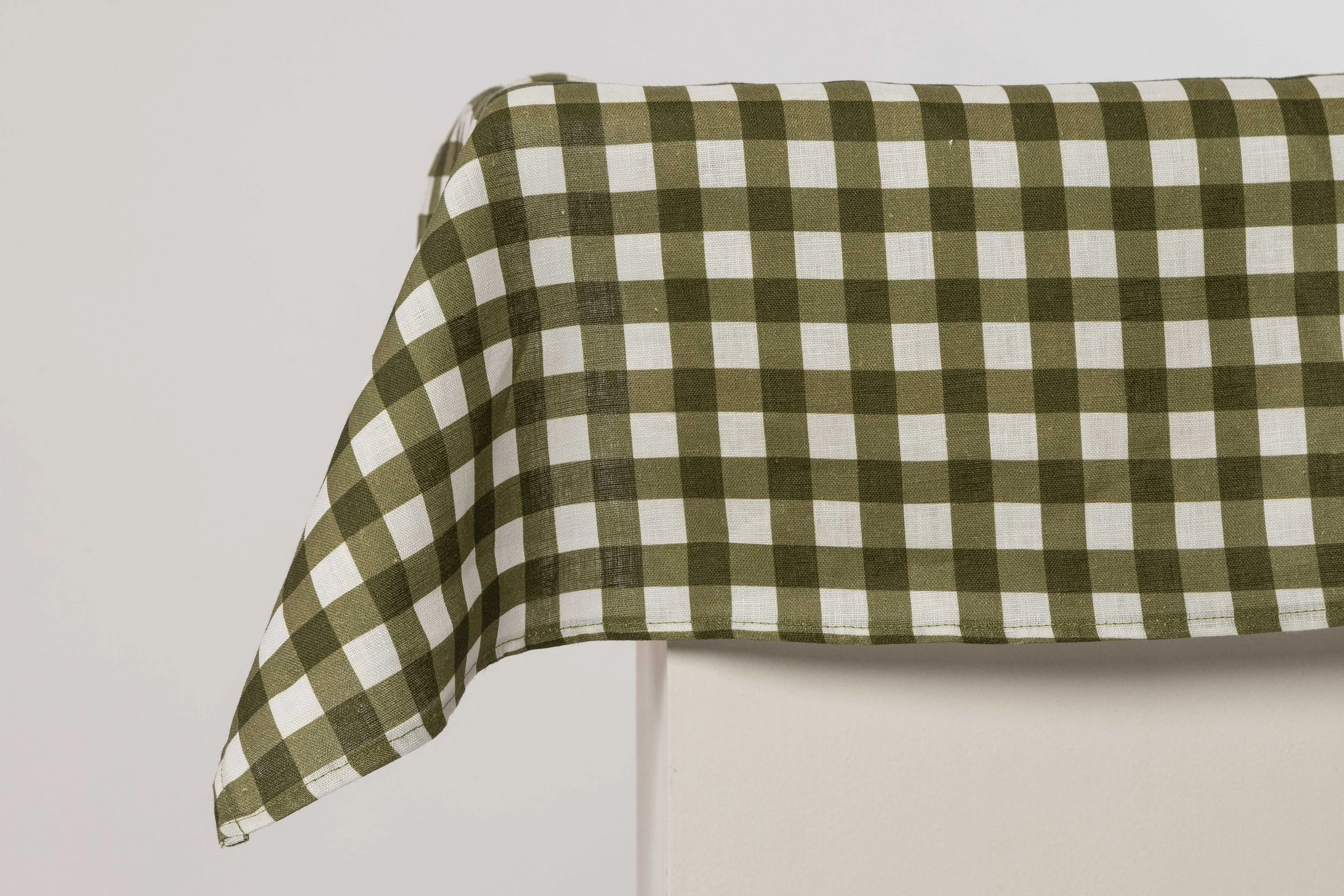 Table Cloth Hire — Olive