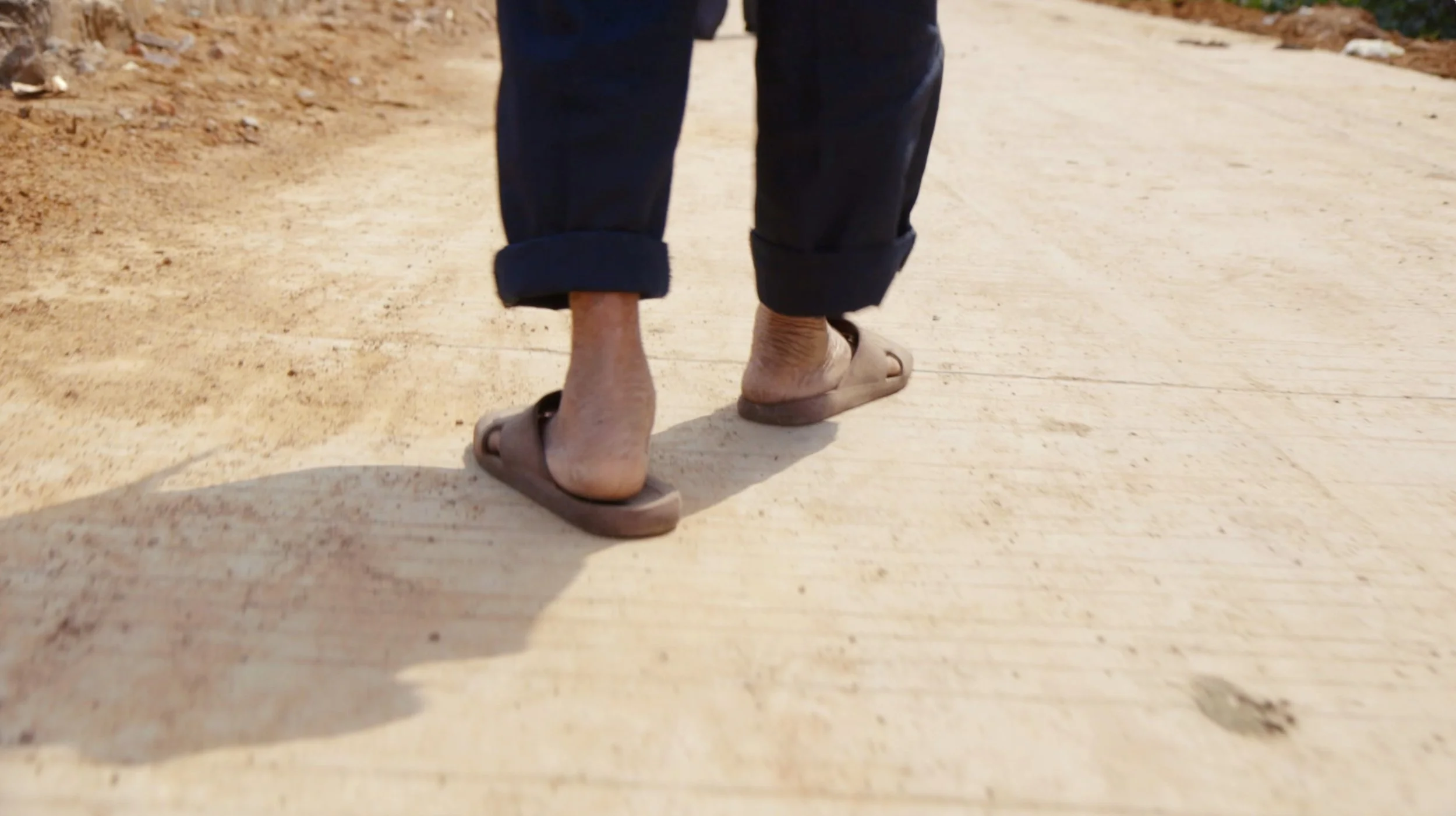 Bildschirmfoto 2025-12-18 um 8.22.43 PM.jpg