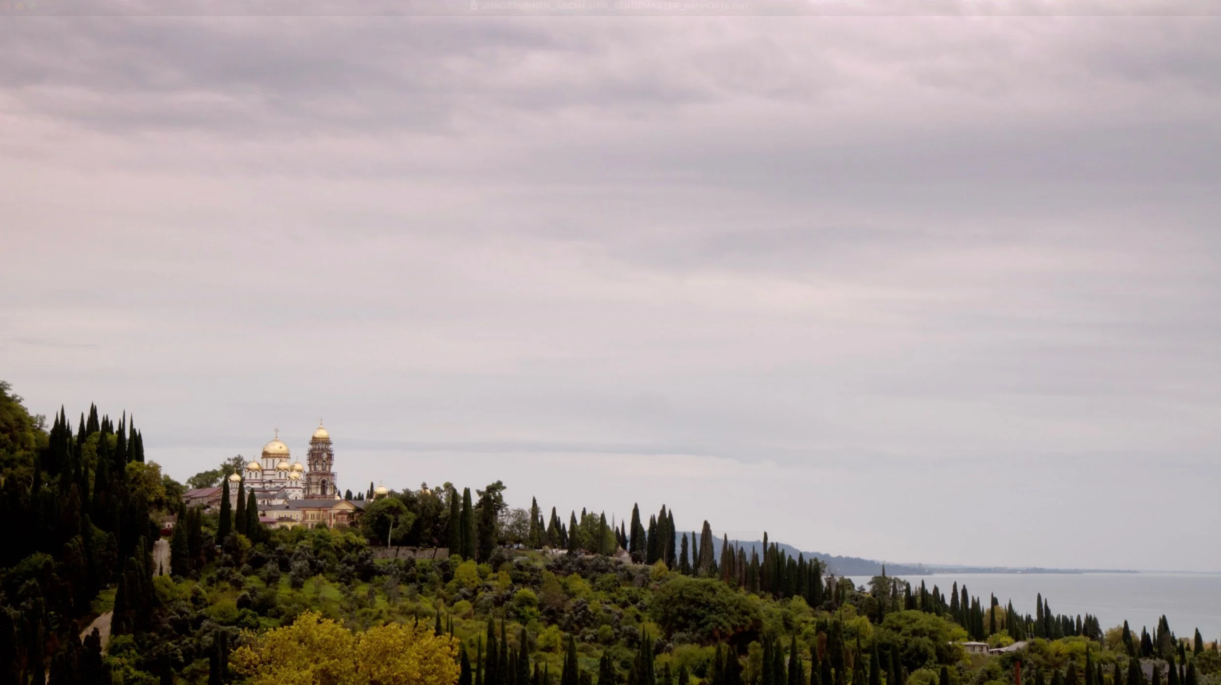 Bildschirmfoto 2025-12-18 um 8.55.12 PM.jpg