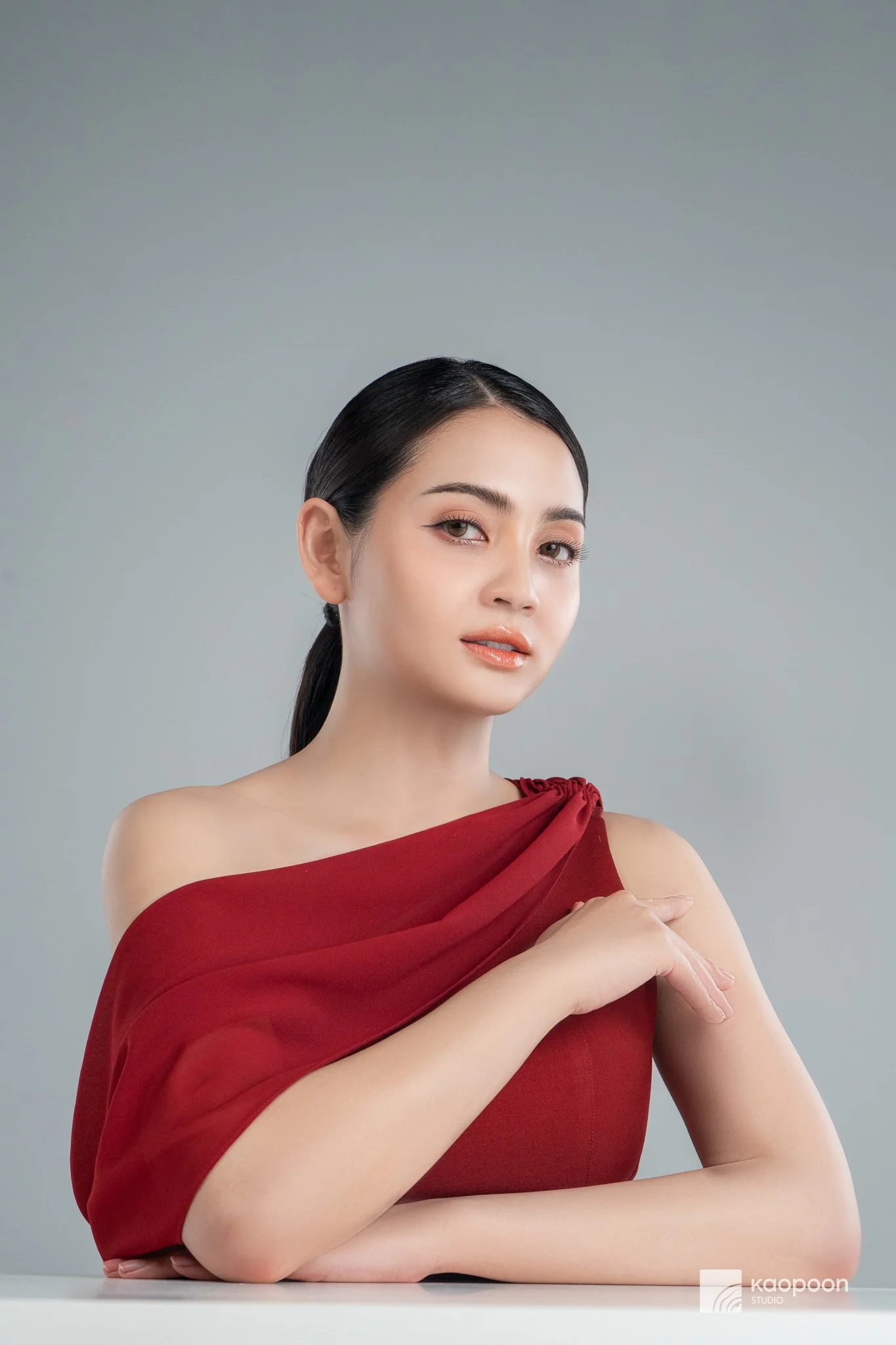 L'Oreal - First Draft_Regime_Model (DSC07438)-2.jpg