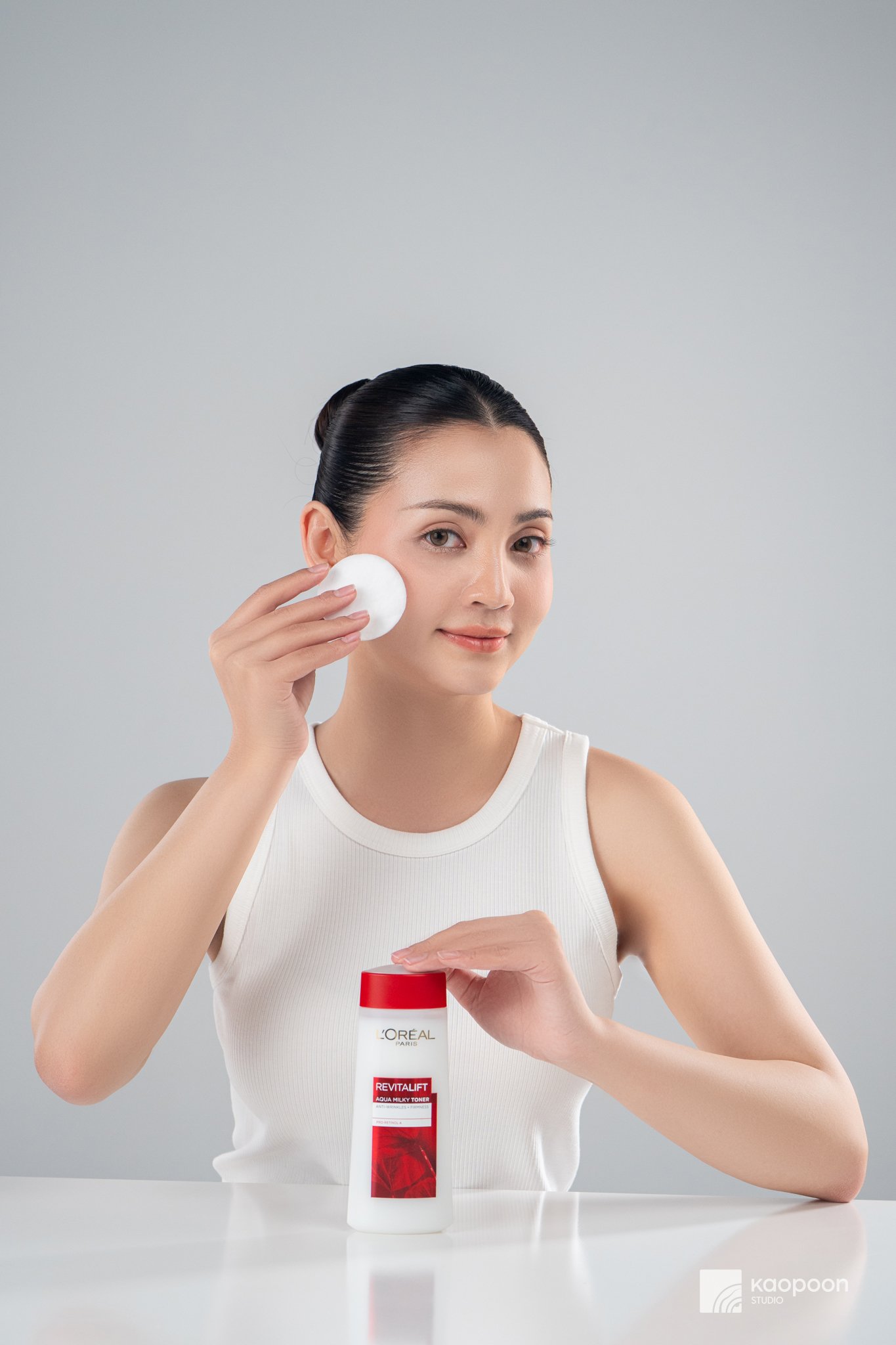 Milky Toner_Apply the Product_(DSC7018)-2.jpg