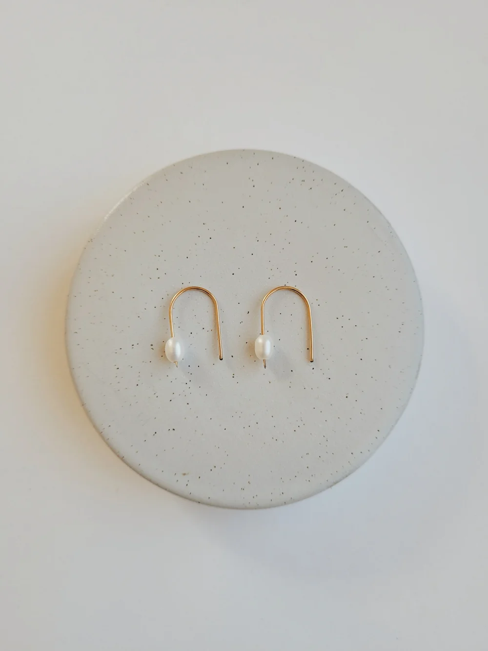 Hydra Stone Hoop - Pearl - Medium