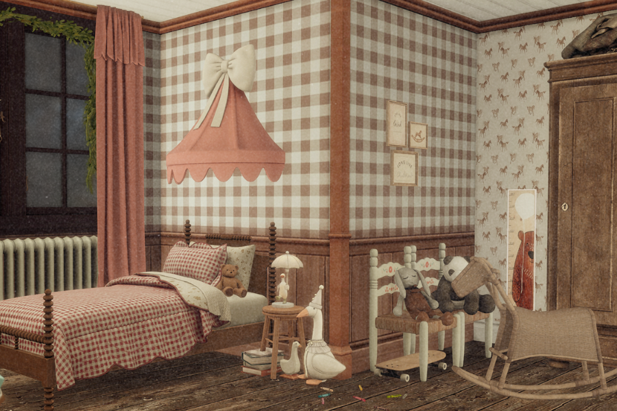 English Christmas Cottage (49).png