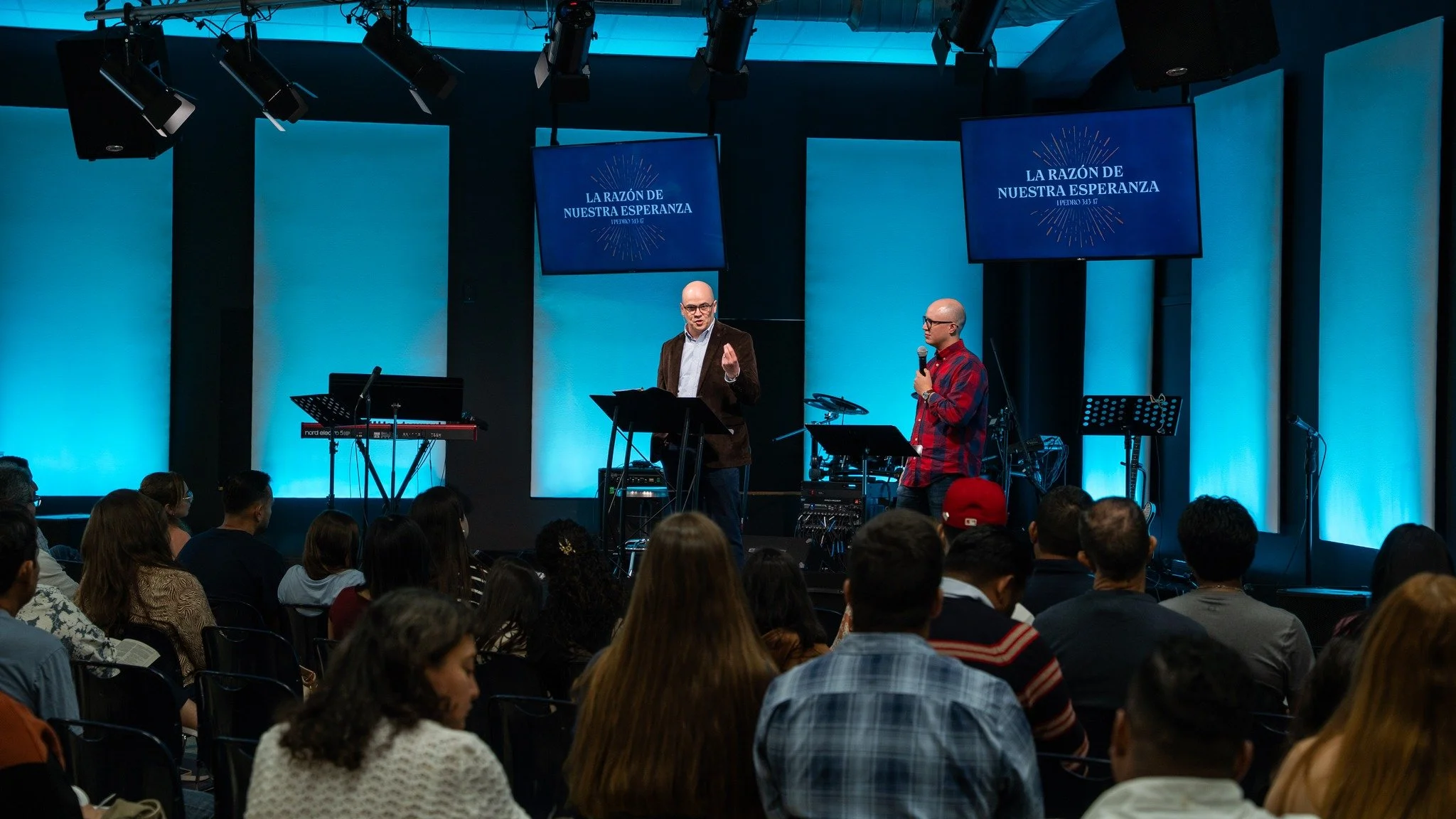 Gracias a Dios por la vida del Pastor Ben McRoy, quien comparti&oacute; con nosotros un mensaje poderoso de 1 Pedro 3:13-17. 
Al adorar juntos y escuchar la Palabra, fuimos recordados de que debemos estar siempre preparados para proclamar a otros la 