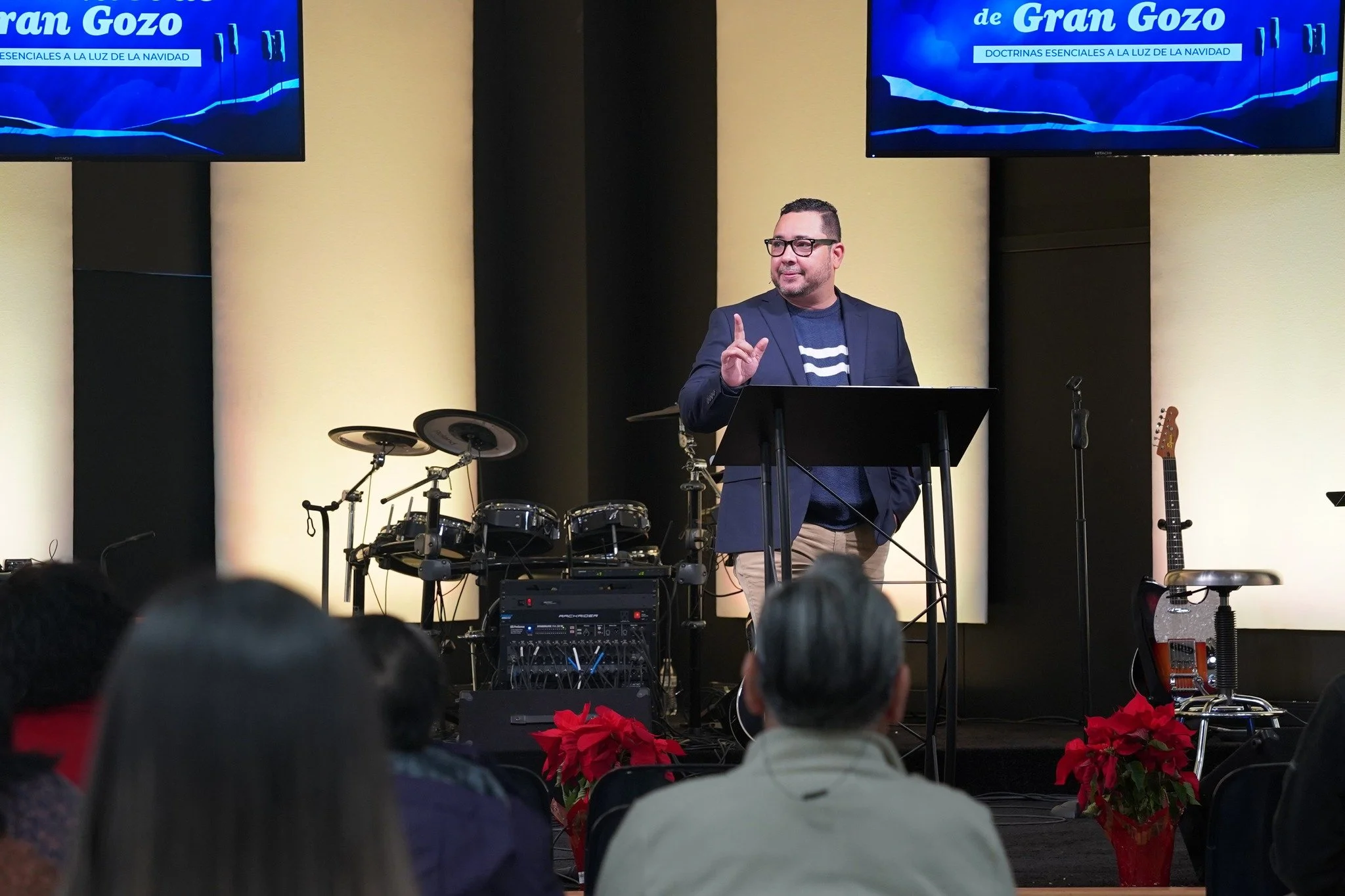 &iexcl;Dios nos gu&iacute;a a responder en adoraci&oacute;n ante el Rey que vino a salvarnos!
Este domingo recordamos Su sacrificio mientras compartimos la Mesa del Se&ntilde;or, proclamando con gratitud que Jes&uacute;s es nuestro Rey. #ConocerCrece