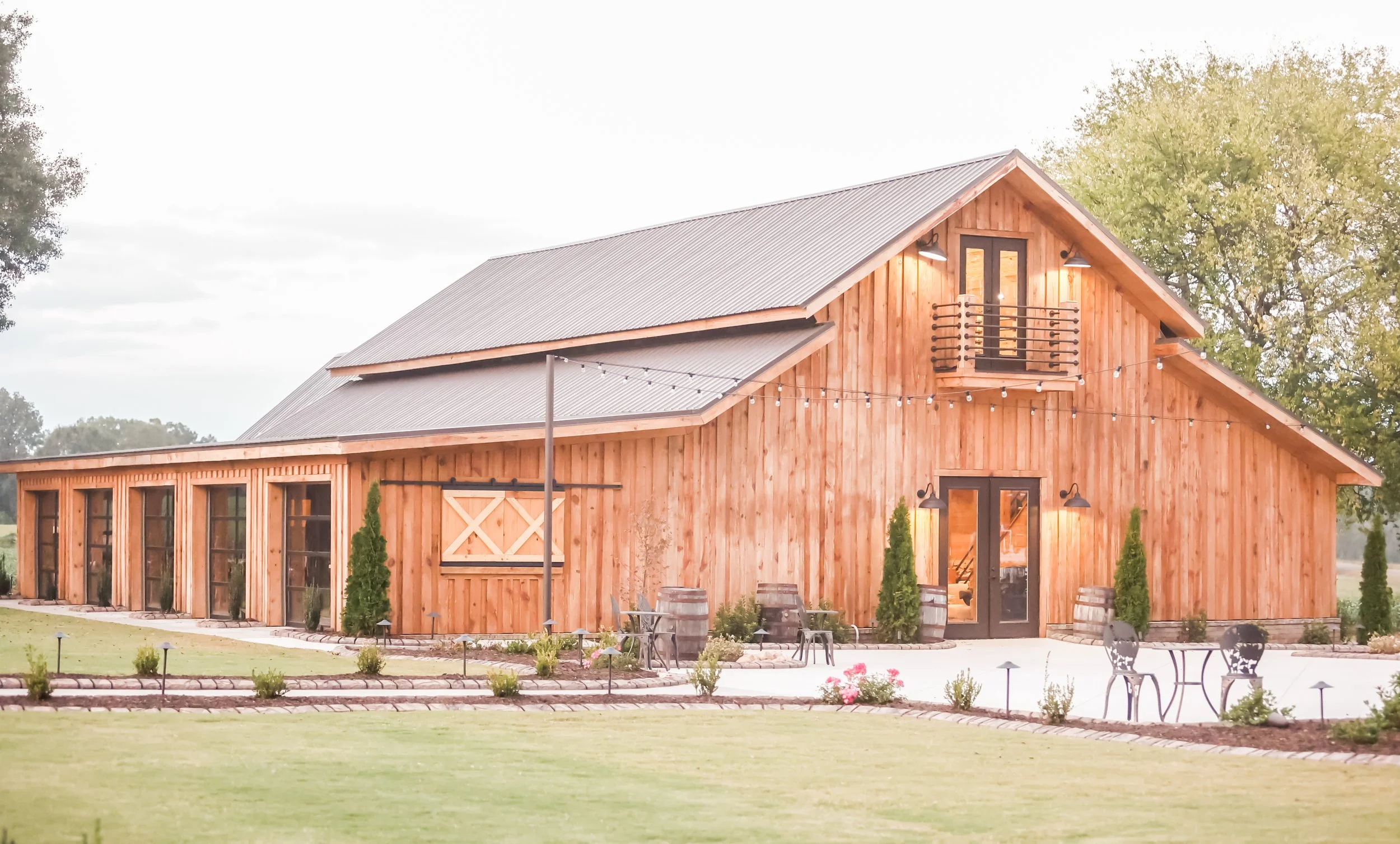 Available Dates — The Barns at GunnStewart Farm