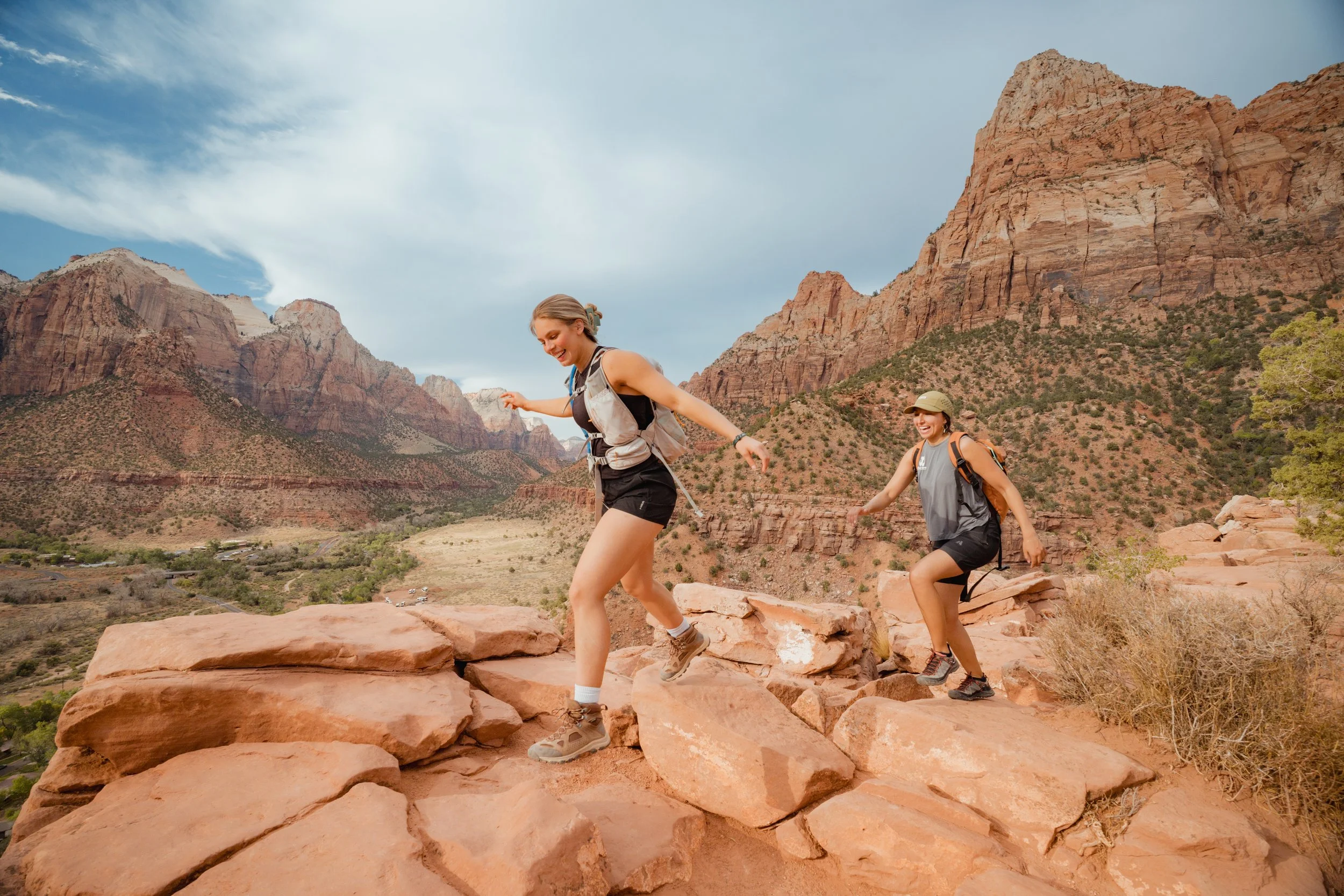 290_Hiking_Zion Guru_Citizen North.jpeg