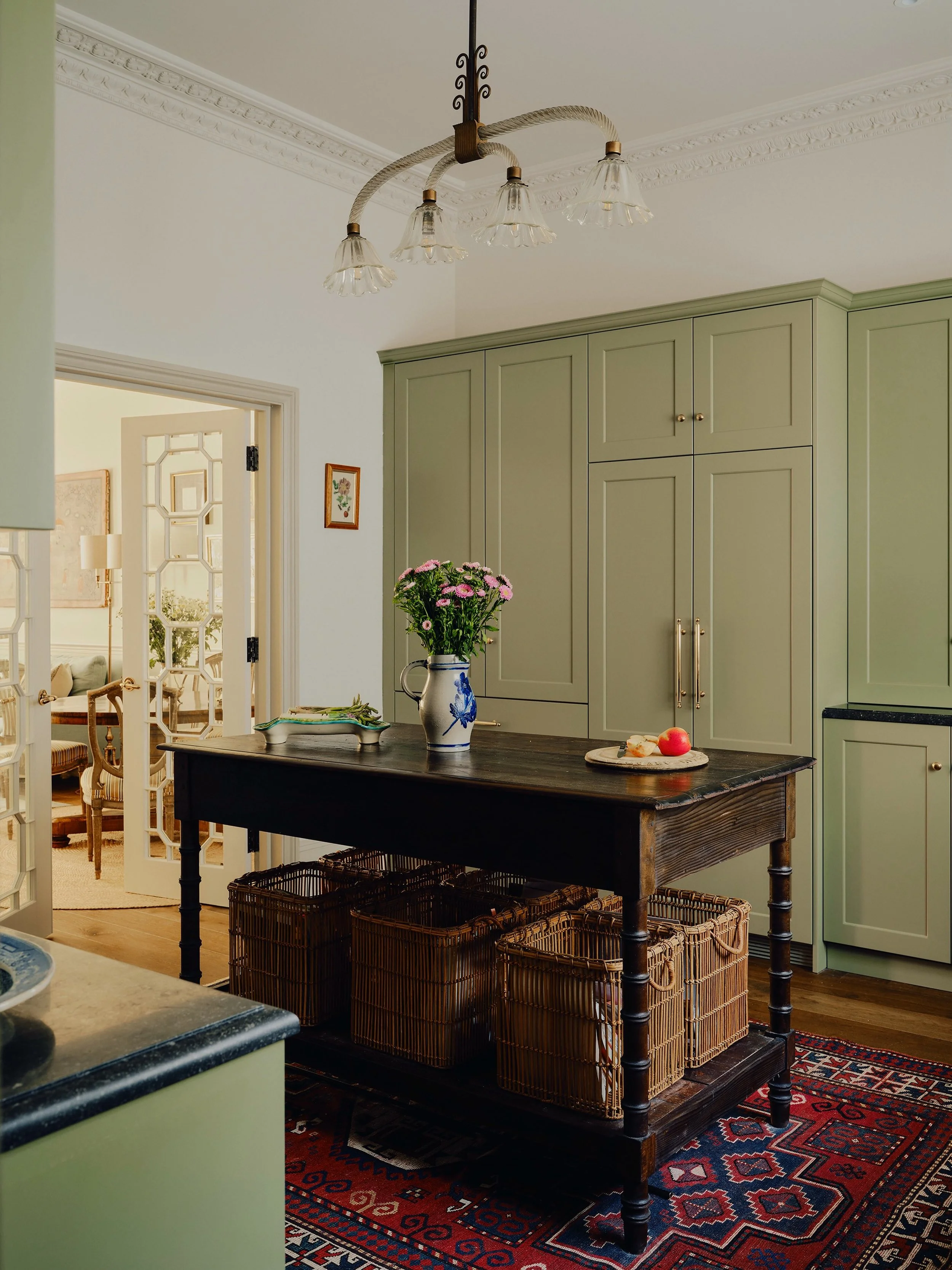 Excited to share some new work from a Grade II listed Georgian project we finished last year for a gorgeous family in Central London. A Barovier &amp; Toso pendant hangs above the prep table we sourced to perfectly fit the space. More to come and cap