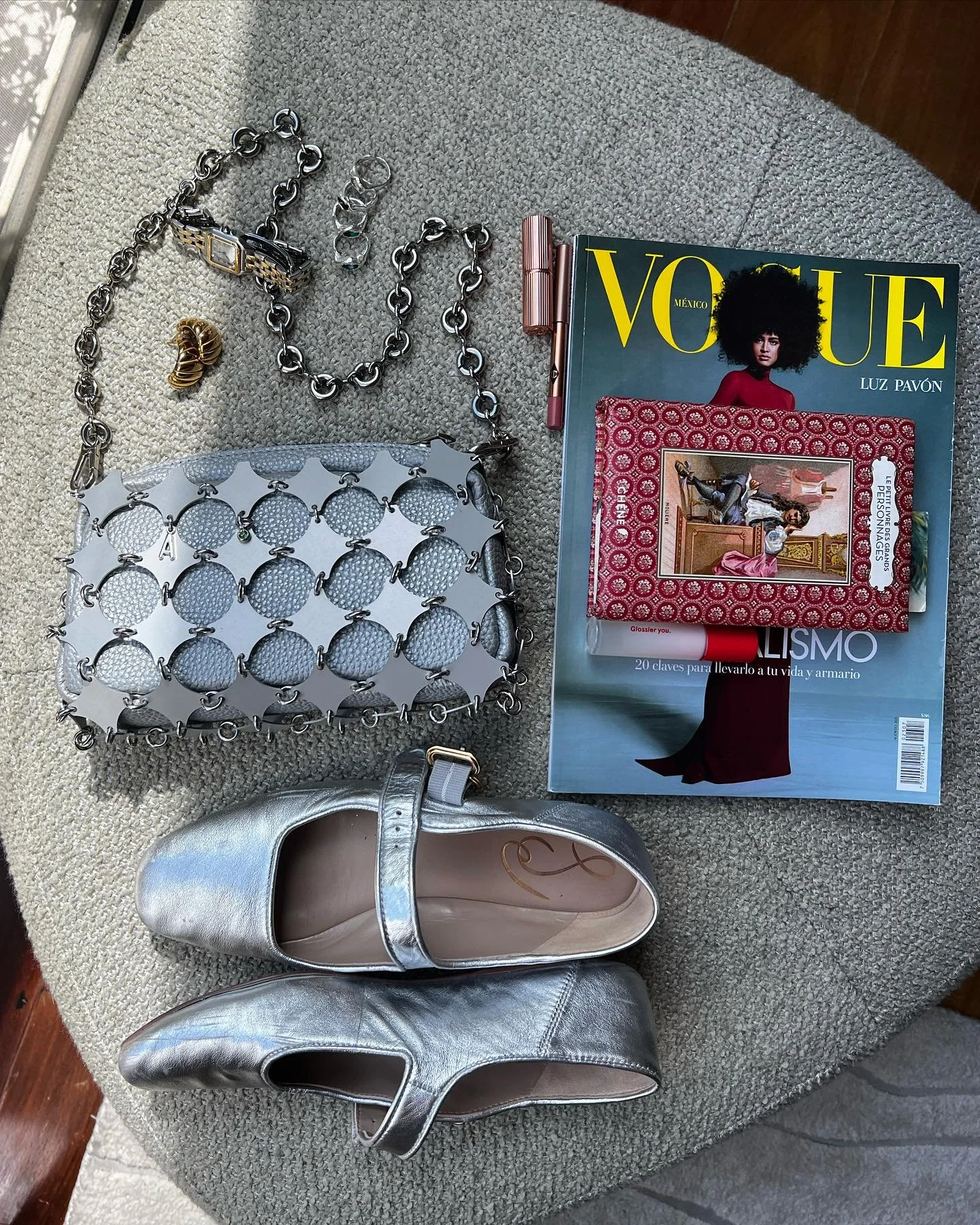What every girl NEEDS✨

Bolsos met&aacute;licos para las girlies mas cool😎🍸 que adem&aacute;s les gusta recibir todos sus pedidos con env&iacute;o gratis.
.
.
.
.
.
.

Girl essentials, girly things, fashion, moda, accessories, cool girl, it girl, o