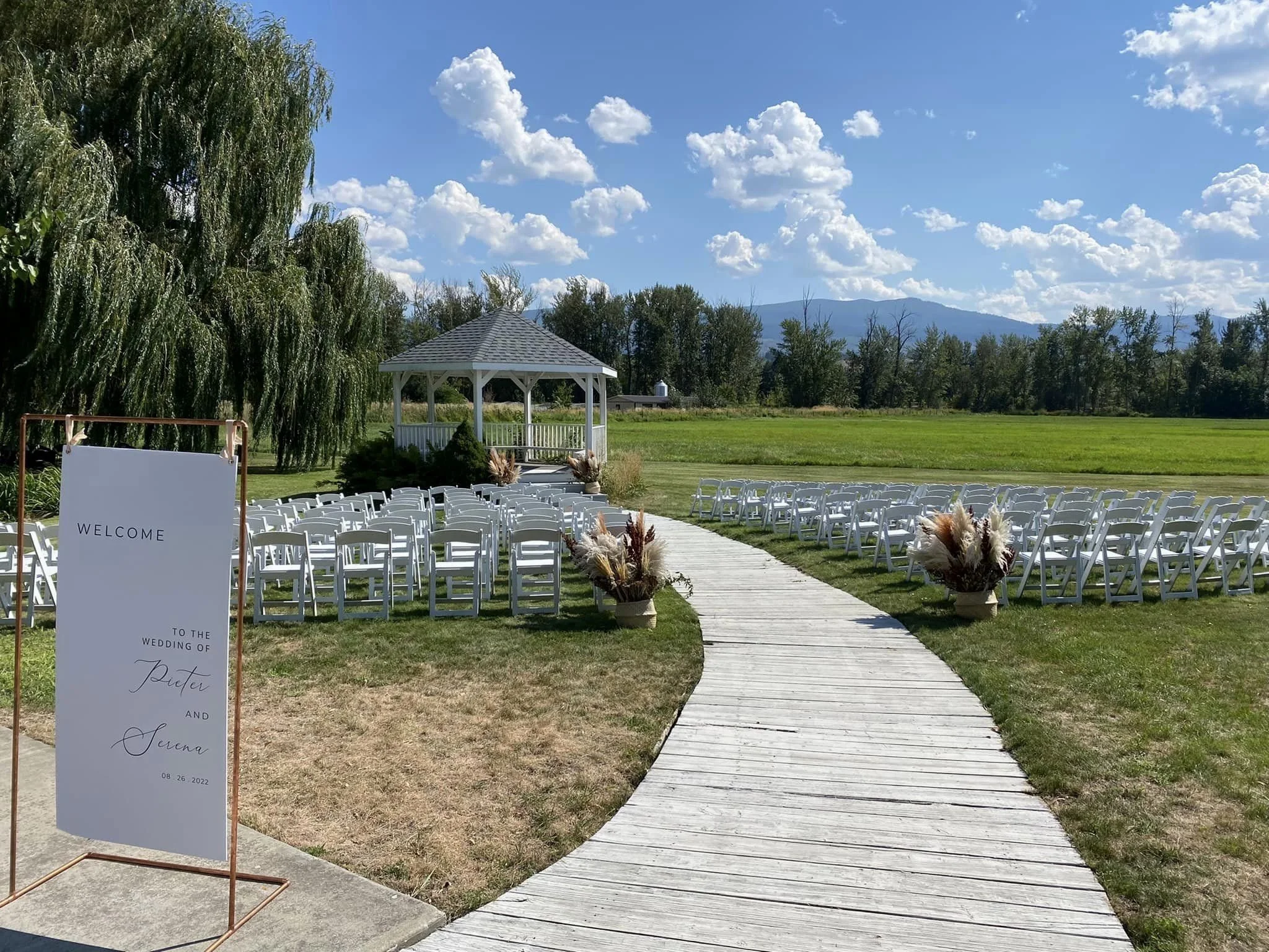 Outdoor wedding venue in Kelowna, Okanagan
