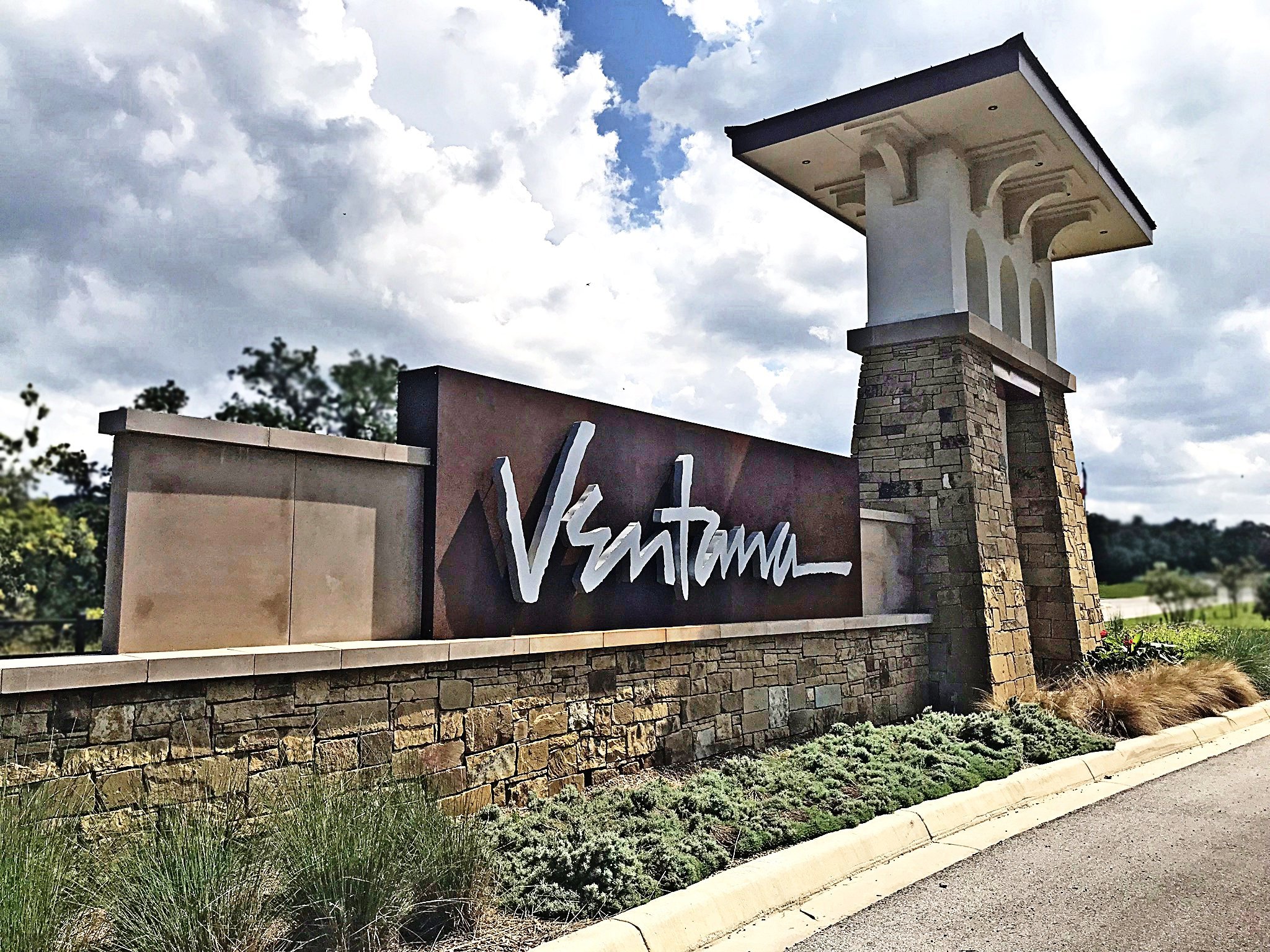 Ventana main entry.jpg