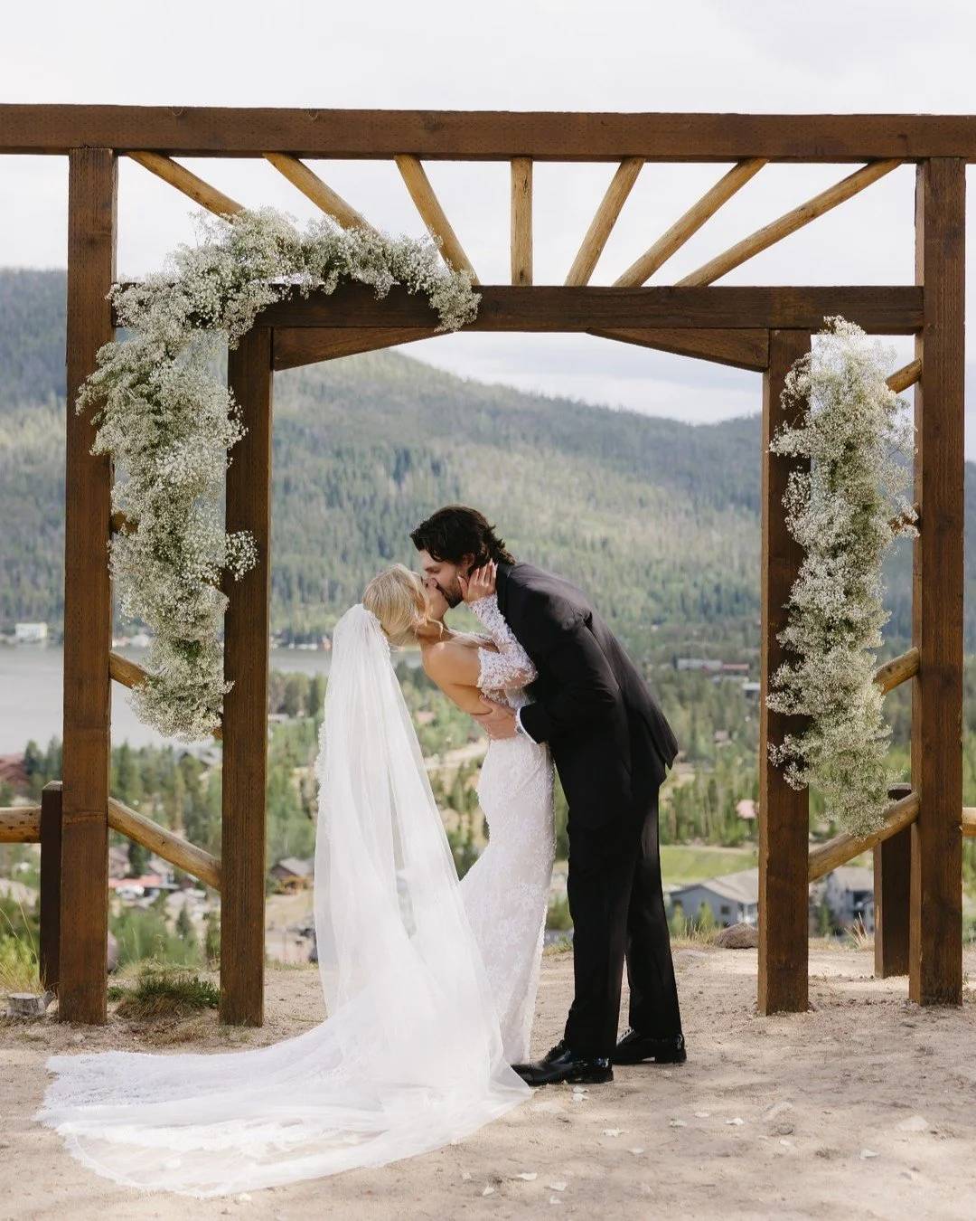 N+T 🫶

Venue @grandlakelodge
Photography @laurfernandezphoto
Coordination @pepperandjuneevents
Hair and Makeup @aeternumartistry

#weddingplanning #wedding #brideandgroom #bride #groom #weddingdress #coloradoweddingplanner #weddinginspiration #color