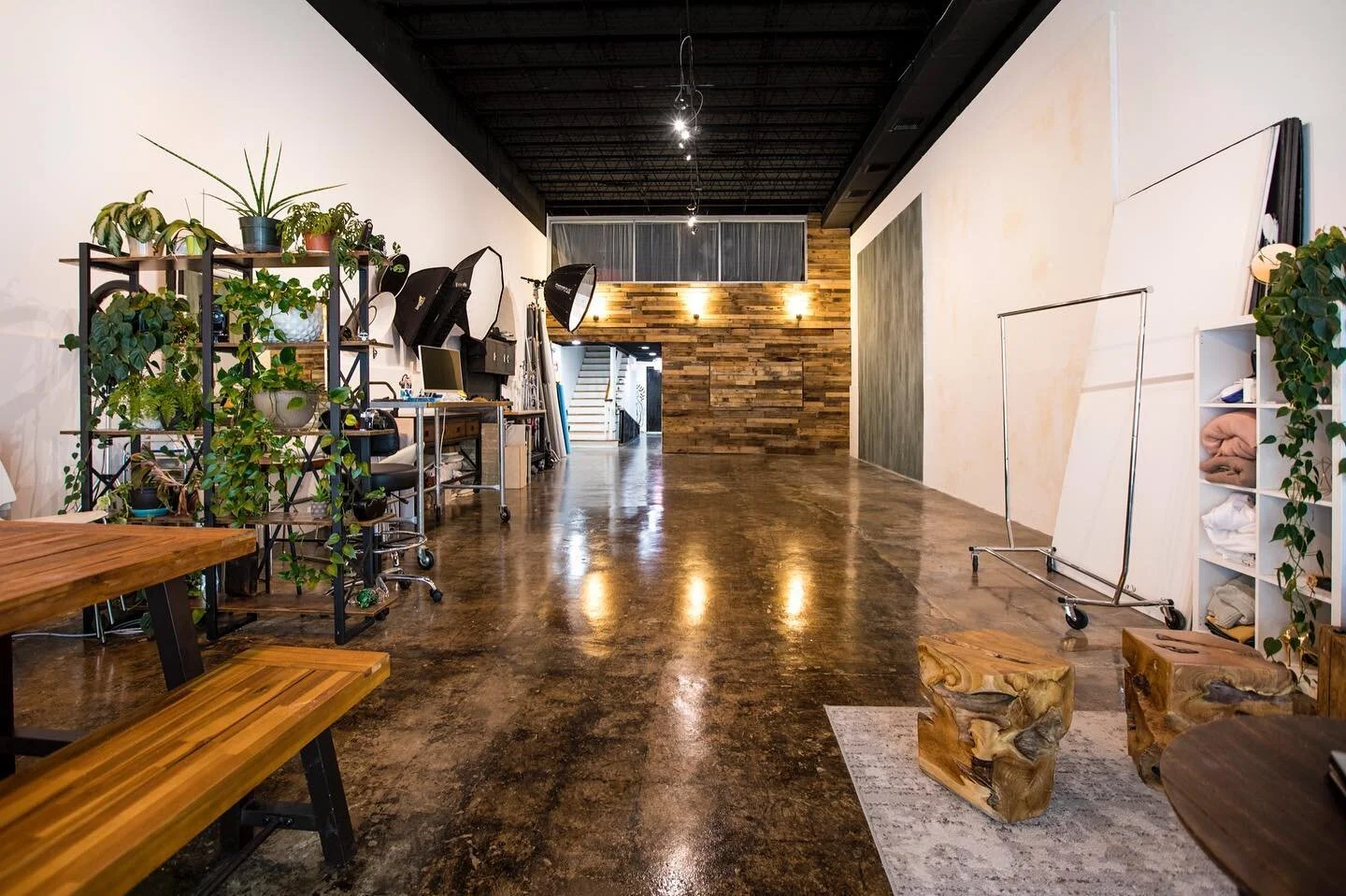 A Space to Create. 

#SpaceWPB #photographystudio #photostudio #rentalstudio #westpalmbeachphotostudio #wpbphotostudio