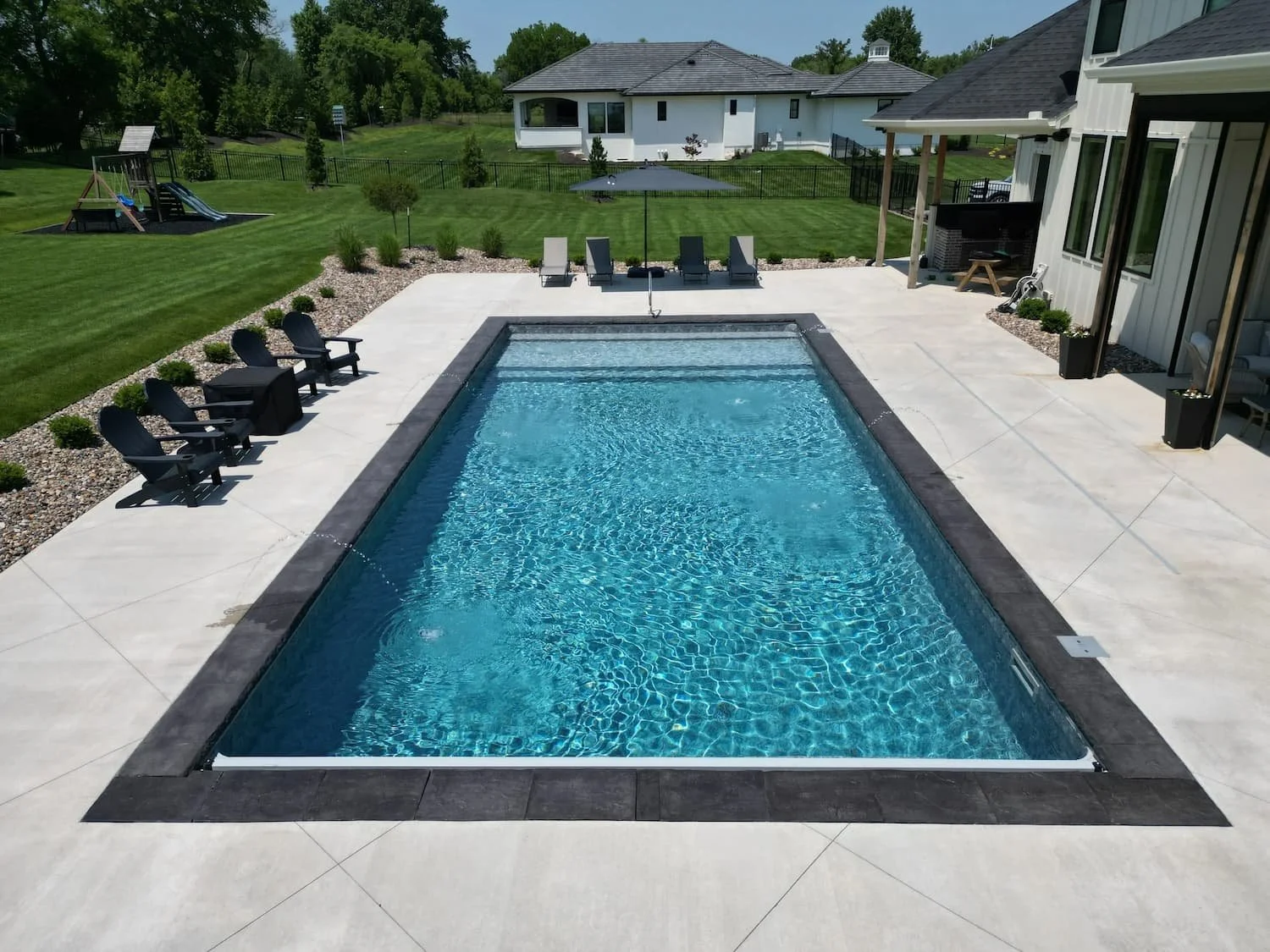 pool-contractor-kansas-city.jpg