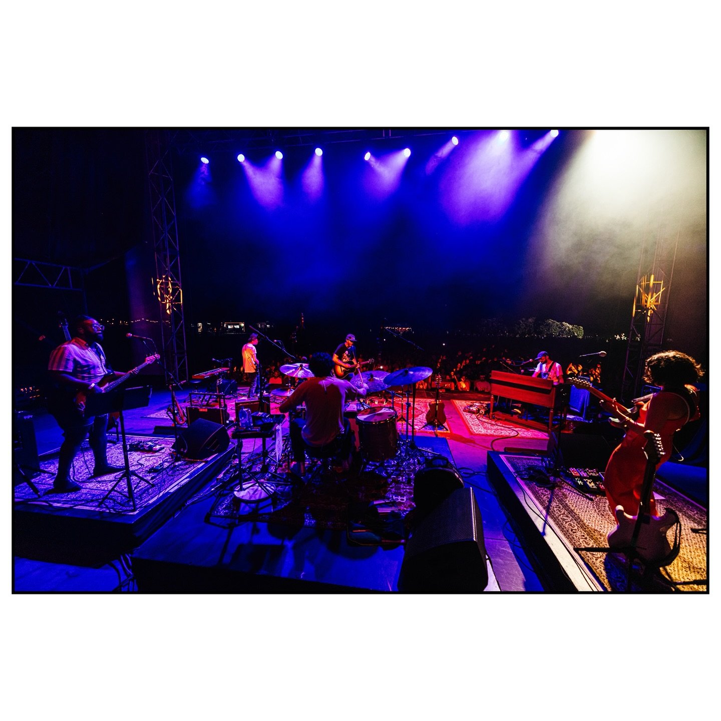 Amos Lee &bull; Tree House Summer Stage &bull; 2024

Shot for @treehouselivemusic 

@dspshows 

#treehousesummerstage #amoslee #amosleeconcert #leica #supportlivemusic #sweetpea #livemusic #concertphotography