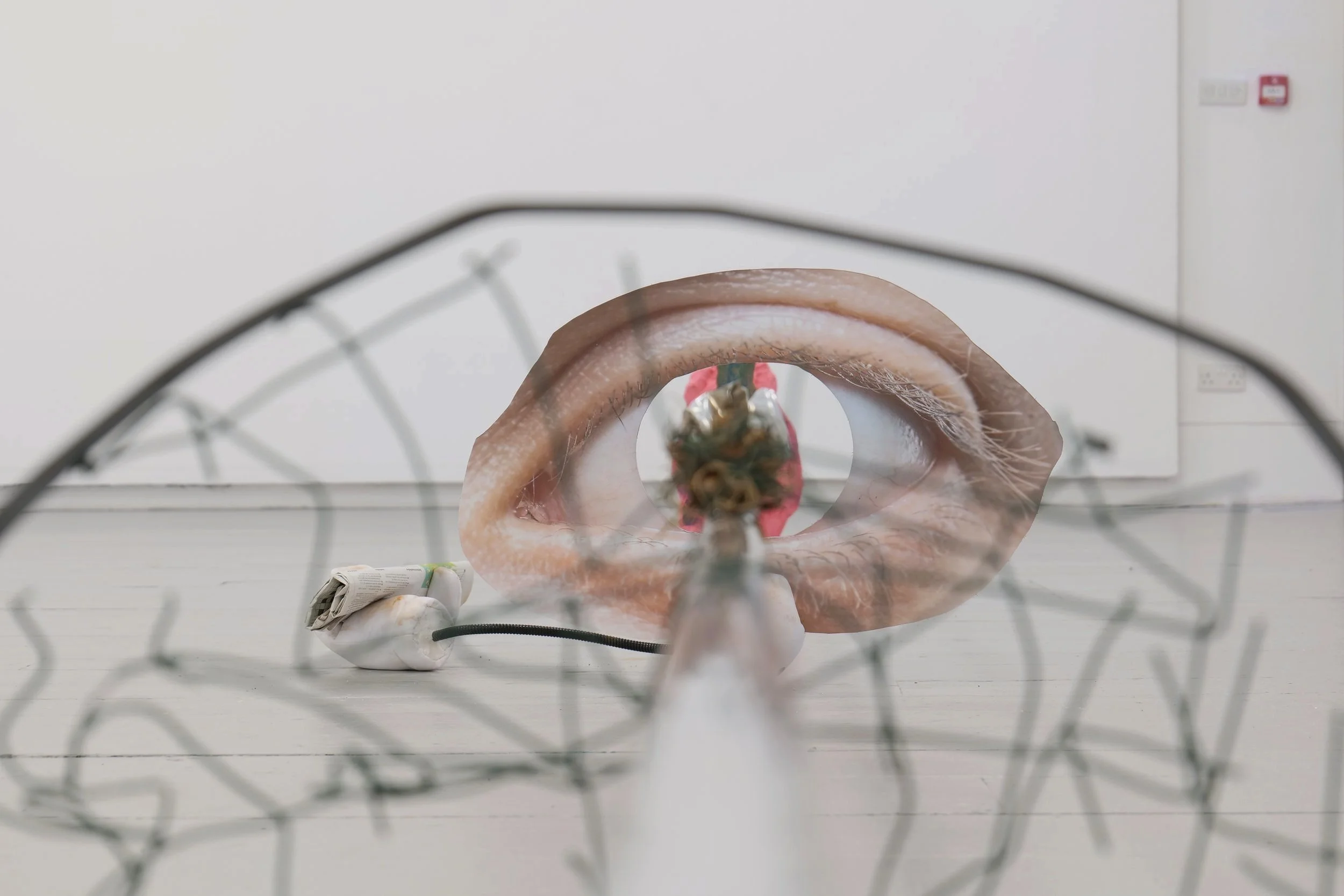 Detail of the broken-fence structure in Rodrigo Red Sandoval’s “Pupils” (2021), exhibited in Scattered Sights at CCA Glasgow.