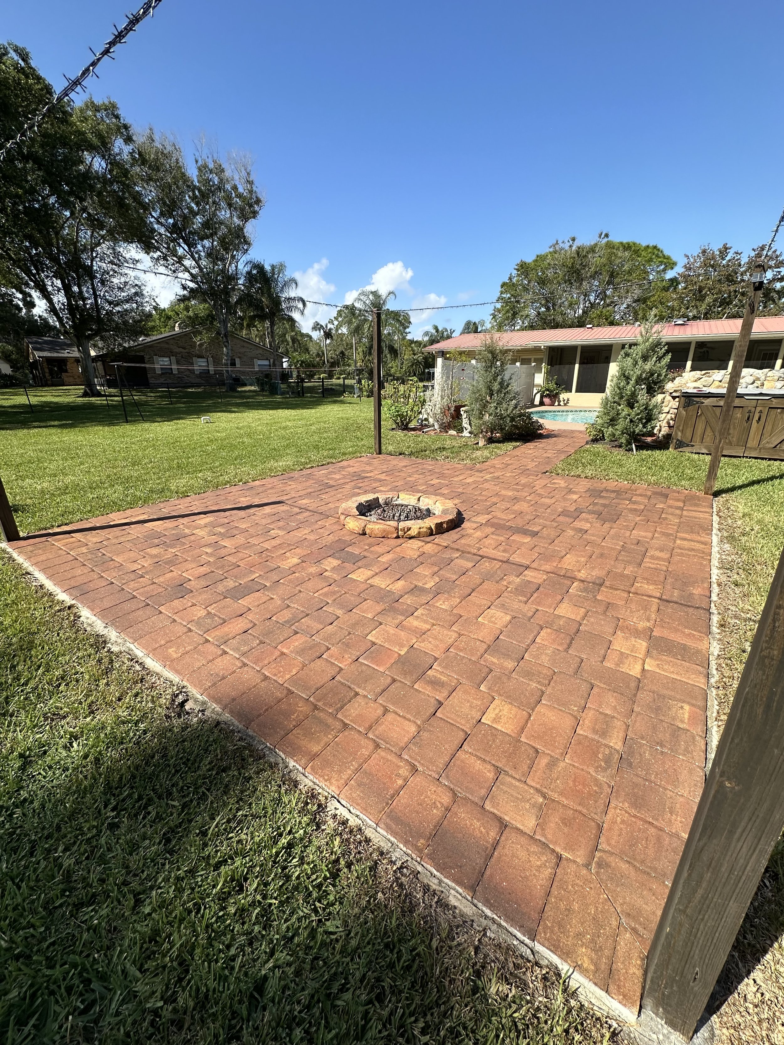 Professional paver sealing services in Melbourne, Palm Bay, West Melbourne, Viera, Suntree, Rockledge, Cocoa, Cocoa Beach, Merritt Island, Satellite Beach, Indian Harbour Beach, Indialantic, Melbourne Beach, Sebastian, Vero Beach, and Fellsmere, FL,