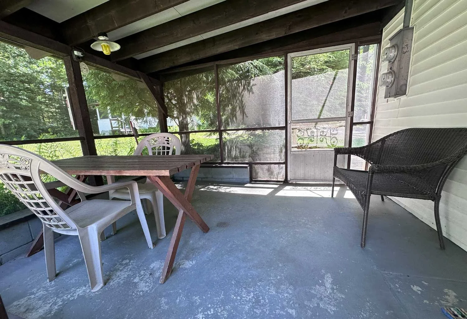 6-Porch-Sundeck-Cottages-2026.jpg