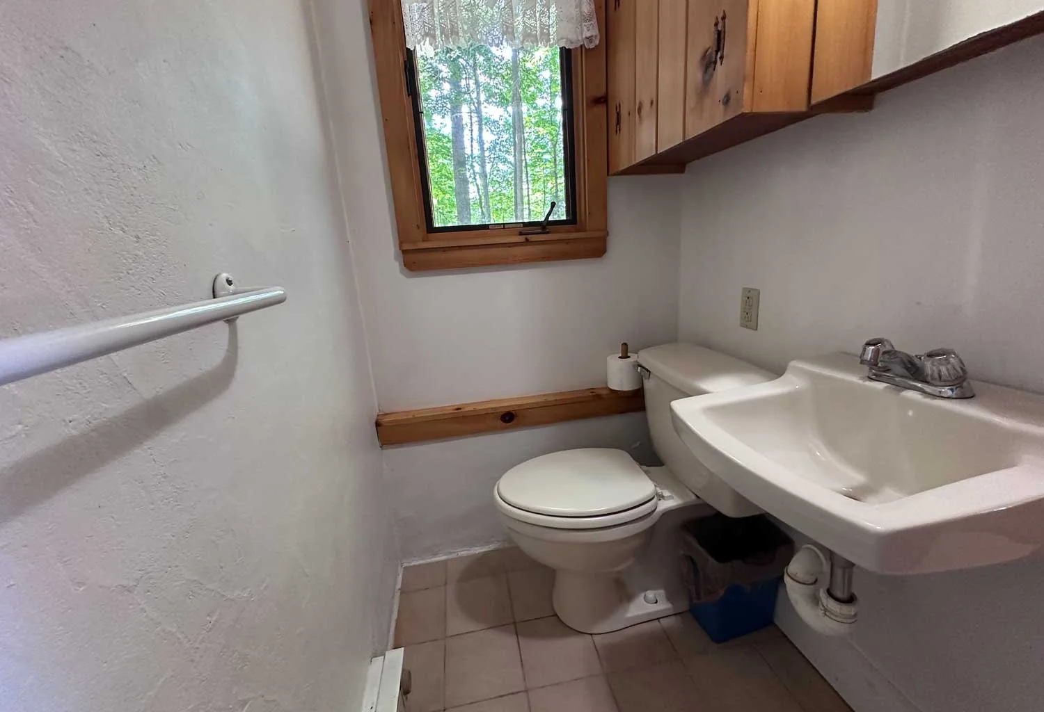 Studio-Bathroom-Sundeck-Cottages-2026.jpg