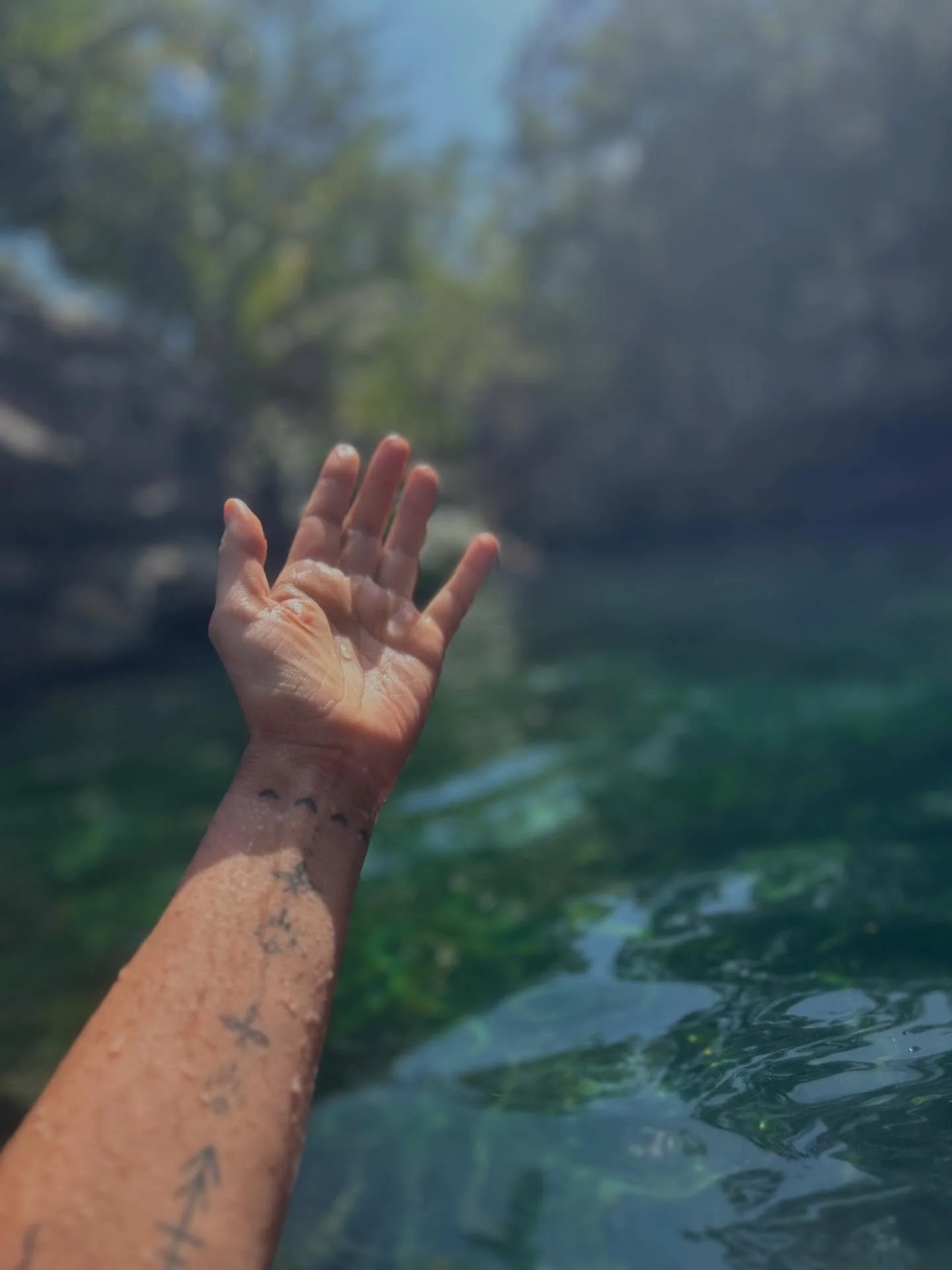 There is a light that emerges with the act of remembering 

As we walk up the spiral you feel the eternal light get brighter within you

As your devotion, commitment and faith in ur path strengthens, there is a lightness in your soul 

This light is 