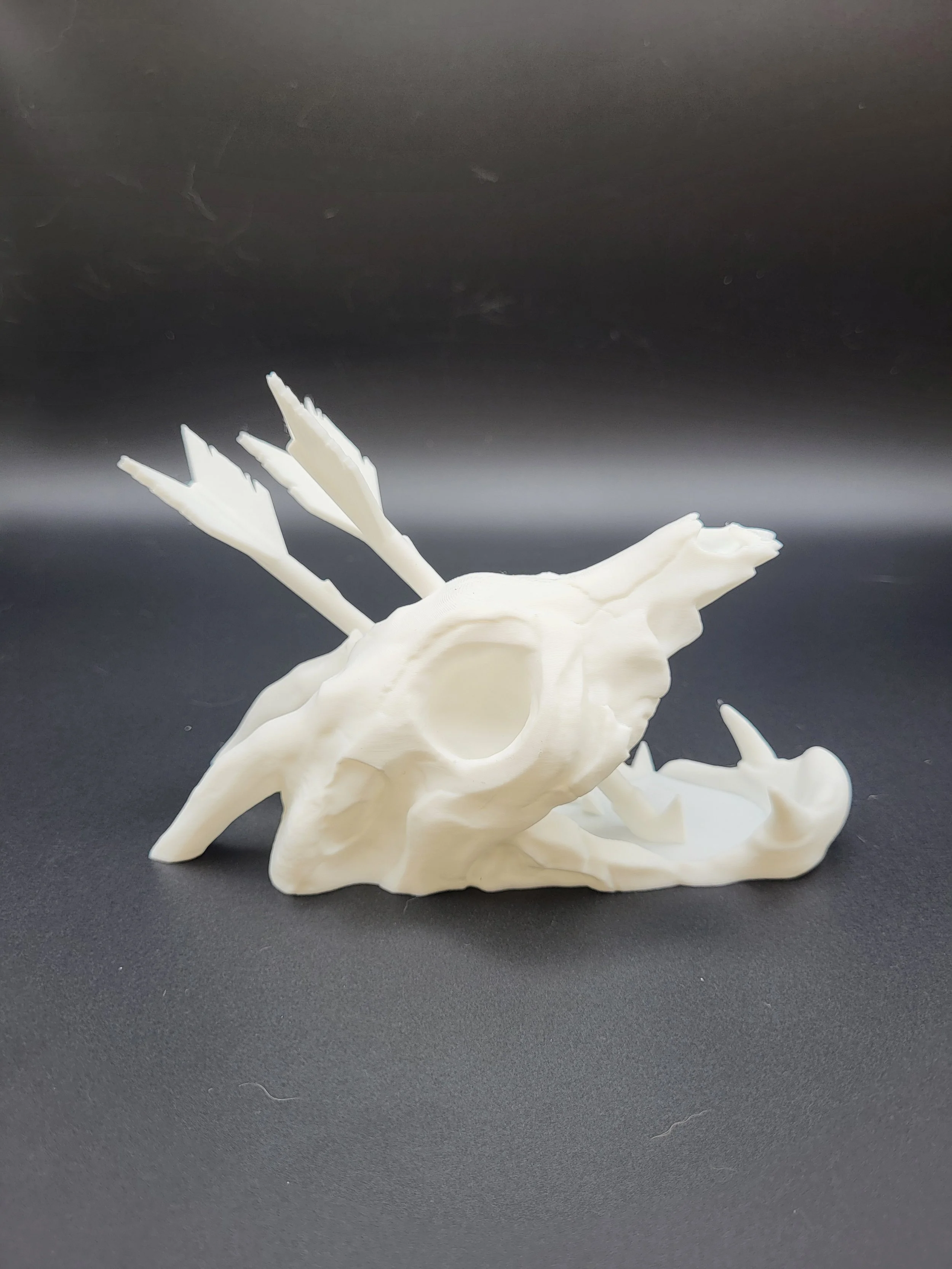 Arrow Skull Mini Dice Tower 1.jpg