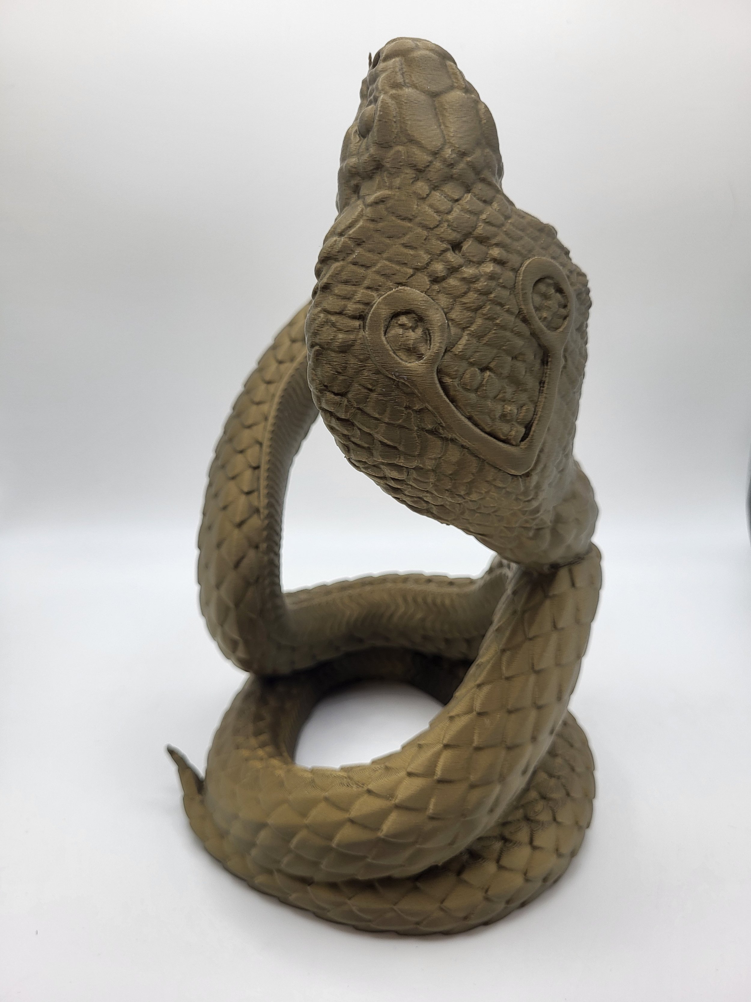 Cobra Wine Holder 3.jpg