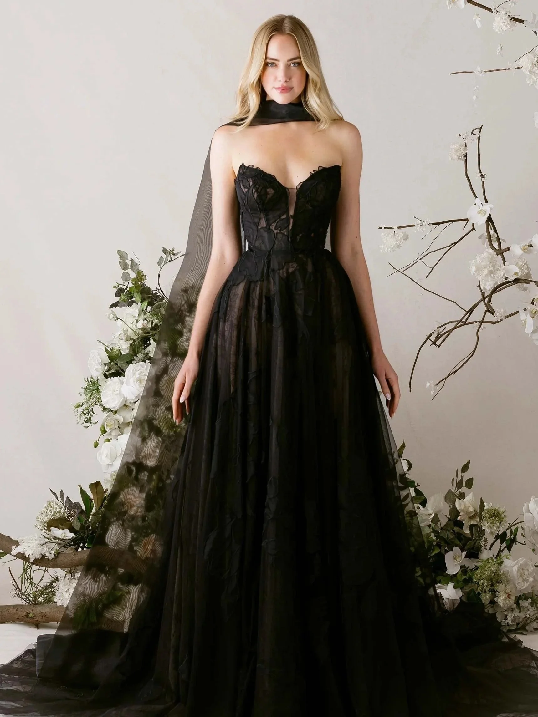Black%2Bwedding%2Bgowns%2BBuffalo.jpg