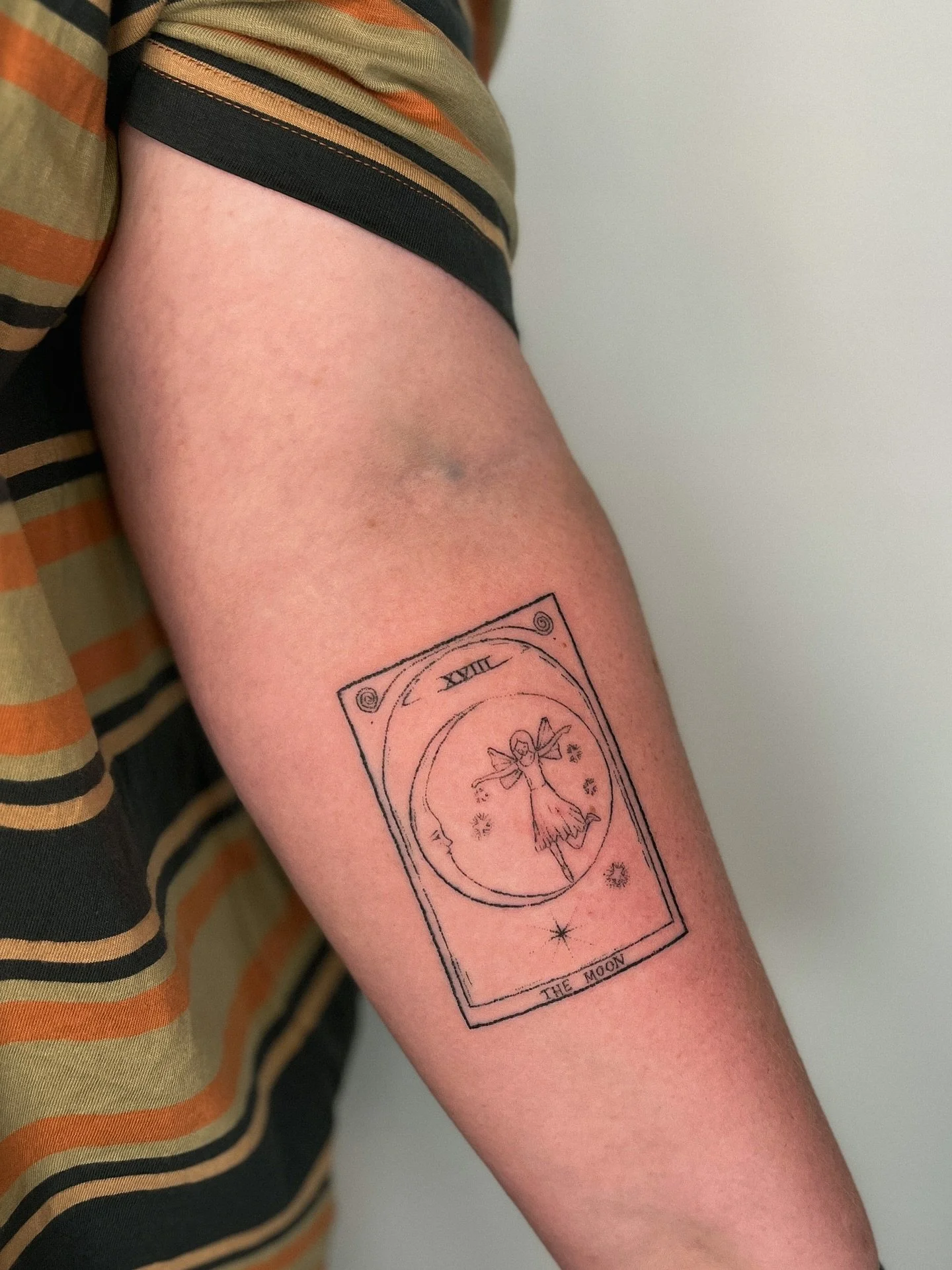 ݁ ⟡ ݁ . ⊹ ₊ ݁. 𖦹⋆ custom fairy moon tarot card ݁ ⟡ ݁ . ⊹ ₊ ݁. 𖦹⋆ handpoked ݁ ⟡ ݁ . ⊹ ₊ ݁. 𖦹⋆
݁ ⟡ ݁ . ⊹ ₊ ݁. 𖦹⋆
✷ message to book in, I have space for you!✷
#brighton #handpoke #handpokeartist #brightonandhove #brightontattoo #tattoo #tattooar