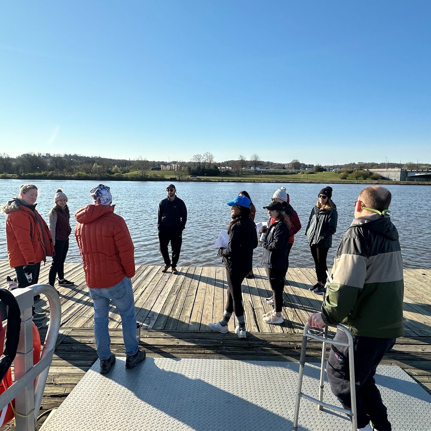 This past Friday, Capital held this year's first coxswain clinic, aimed at helping club coxswains hone their skills on and off the water. Thanks to Kena for leading the charge! 
With the master's season starting on Monday, we're excited to get back o