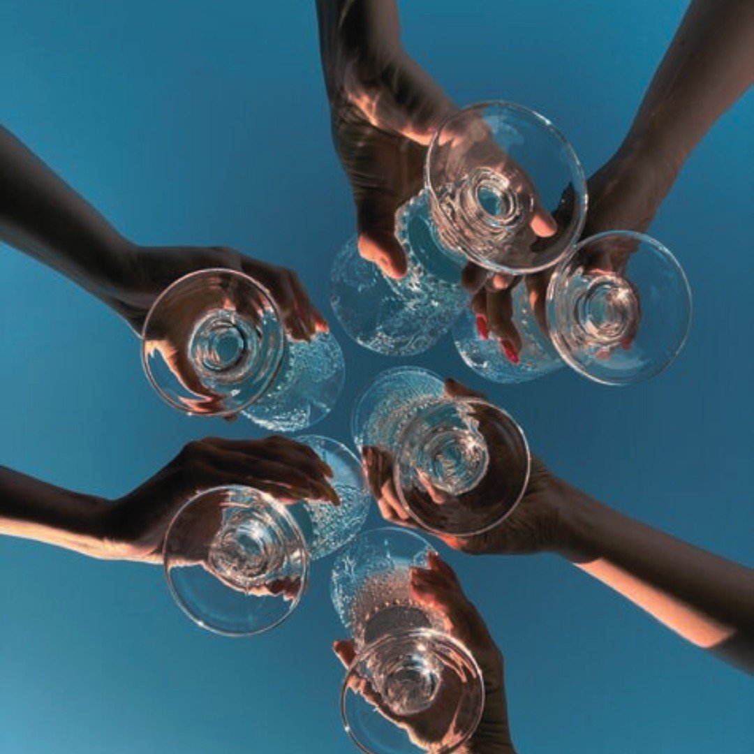 Fin de saison mais les ap&eacute;ros continuent chez Bocca Mar 🥂

&mdash;&mdash;

🍽️ Bocca Mar
💙Dolce Vita sur la prom
🕑 La plage ouvre de 09h30 &agrave; 00h00 suivant les conditions m&eacute;t&eacute;os
Le restaurant
Du lundi au dimanche:
12h00-