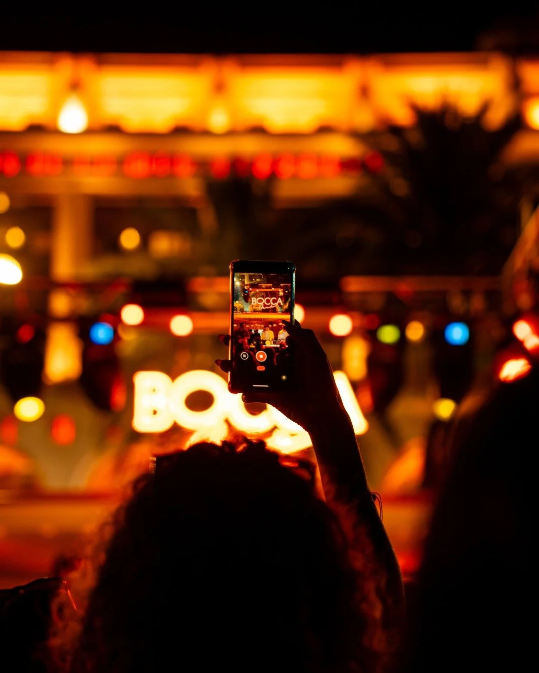 Toujours l&agrave; pour vous cr&eacute;er des souvenirs 📸

&mdash;&mdash;
🍽️ Bocca Mar
💙 Dolce Vita sur la prom
🕑 La plage ouvre de 9h00 &agrave; 00h00, suivant les conditions m&eacute;t&eacute;os
📍15 Promenade des Anglais, 06300, Nice
#beachclu