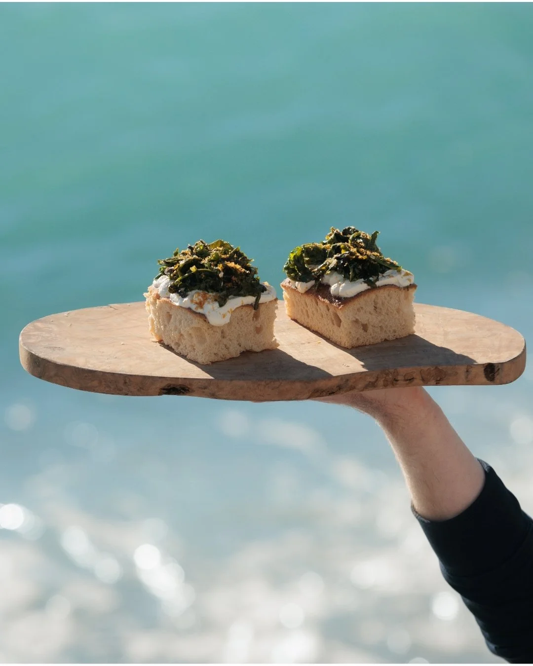 Quand le cadre sublime l'assiette.

&mdash;&mdash;
🍽️ Bocca Mar
💙 Dolce Vita sur la prom
🕑 La plage ouvre de 9h00 &agrave; 00h00, suivant les conditions m&eacute;t&eacute;os
📍15 Promenade des Anglais, 06300, Nice
#beachclub #boccamar #southoffran