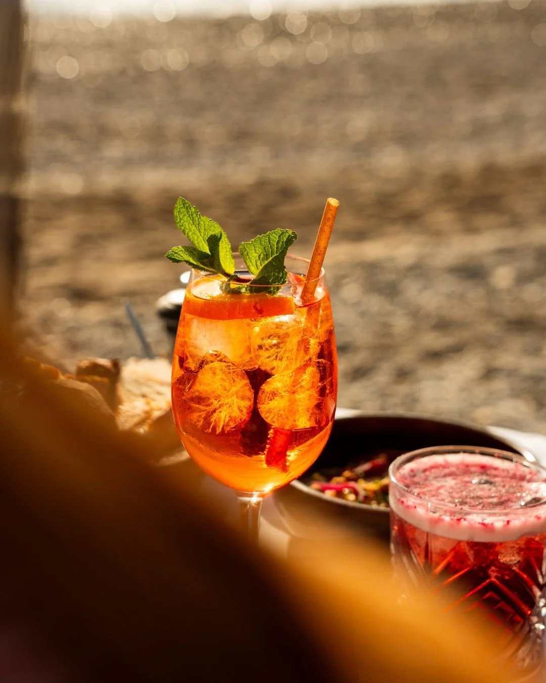 Une pause fraicheur sur la plage.

&mdash;&mdash;
🍽️ Bocca Mar
💙 Dolce Vita sur la prom
🕑 La plage ouvre de 9h00 &agrave; 17h30, suivant les conditions m&eacute;t&eacute;os
📍15 Promenade des Anglais, 06300, Nice
#beachclub #boccamar #southoffranc