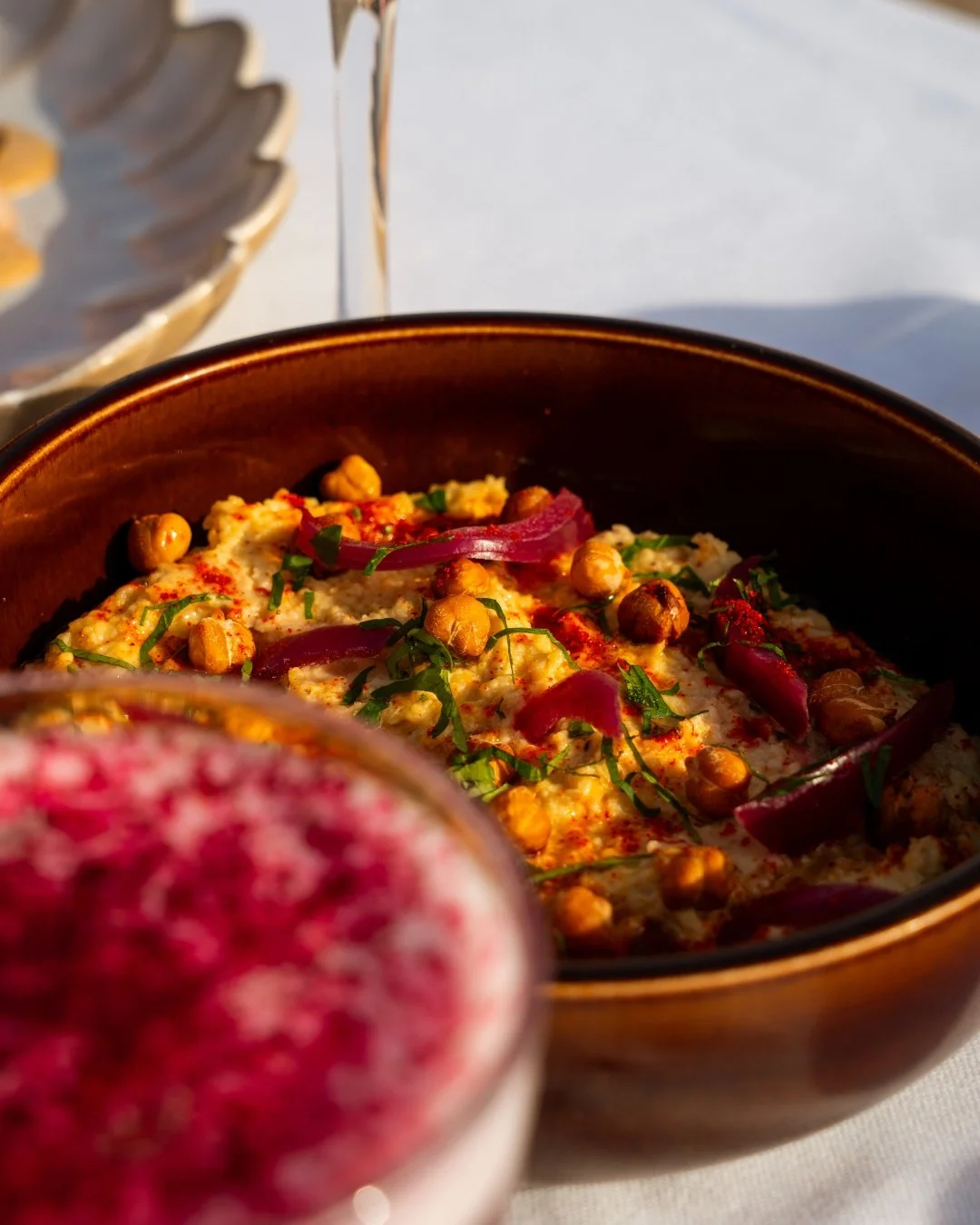 Un &eacute;quilibre parfait entre terre et mer.

&mdash;&mdash;

🍽️ Bocca Mar
💙 Dolce Vita sur la prom
🕑 La plage ouvre de 9h00 &agrave; 17h30, suivant les conditions m&eacute;t&eacute;os
📍15 Promenade des Anglais, 06300, Nice

#beachclub #boccam