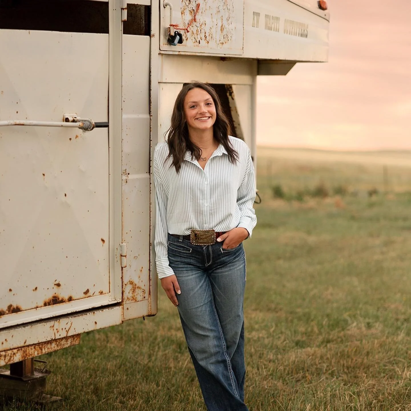 Make sure to show off everything you have worked so hard for during your senior photos ☀️

#coloradoseniorphotographer #wyomingseniorphotographer #coloradophotographer #grandjunctionphotographer #westernslopephotographer #cheyennephotographer