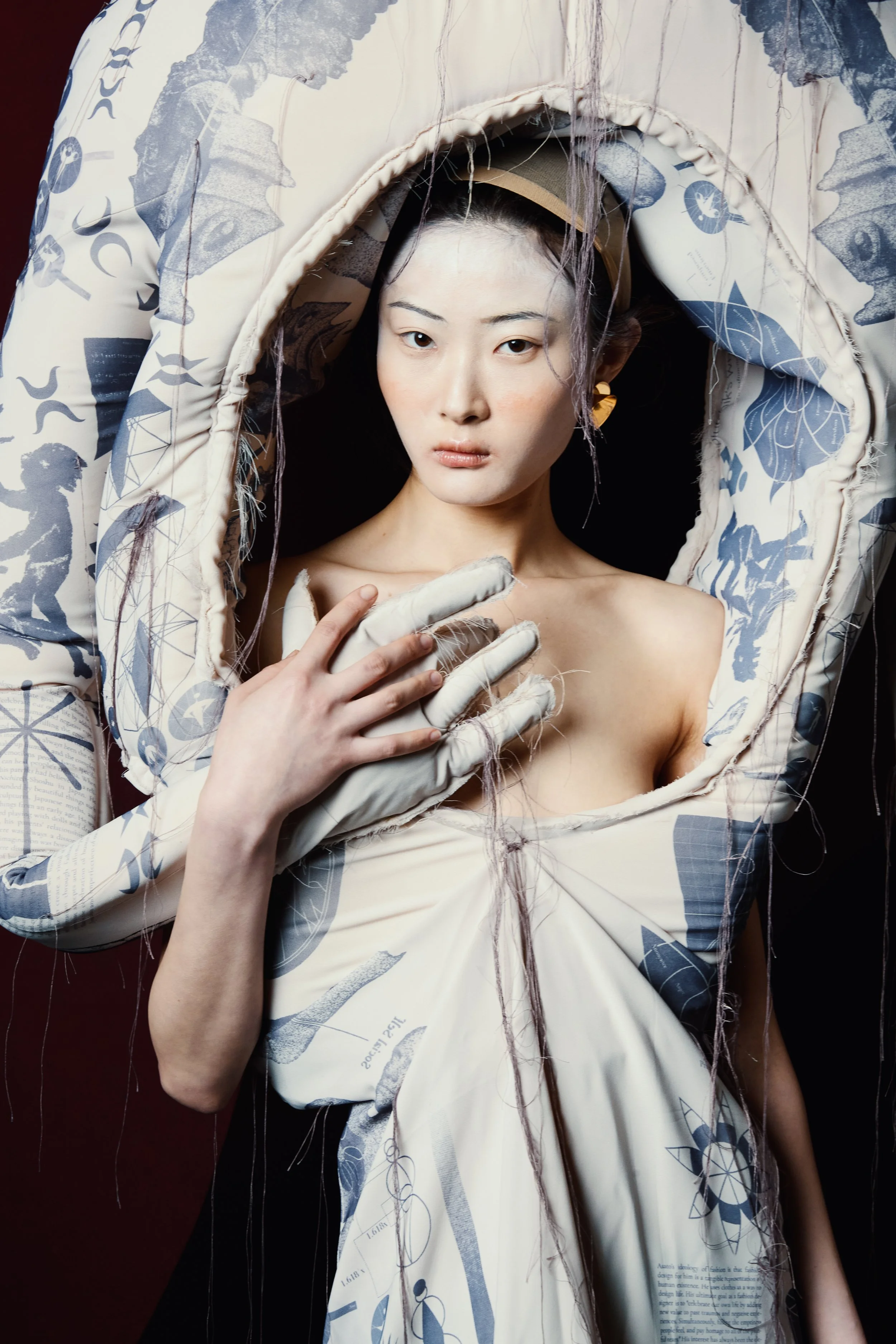 Anica_Buckson_Rachel_Thalia_LadyGunn Magazine_42.jpg