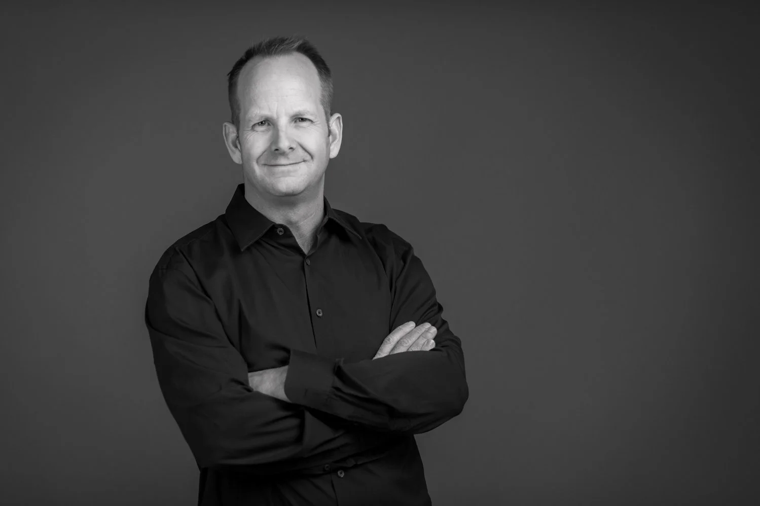 013studio-location-toronto-headshot-photographer.jpg