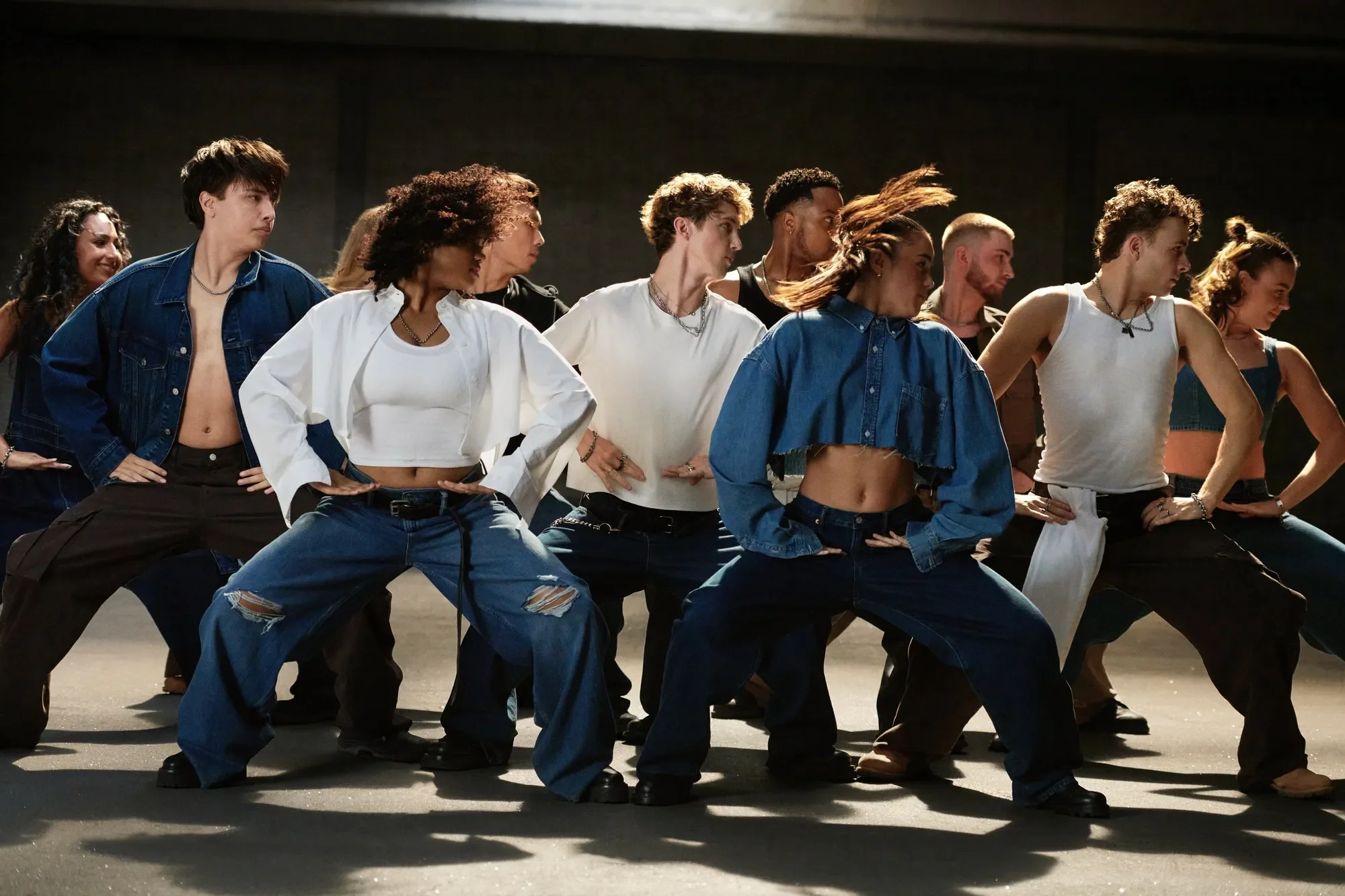 Gap "Get Loose" ft. Troye Sivan
