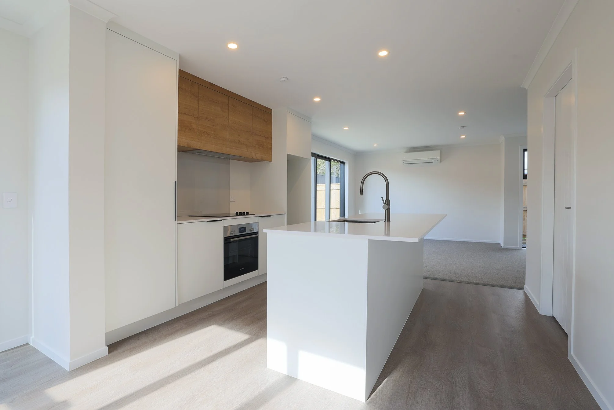 Rarangi Beach Built at 994d Taita Drive