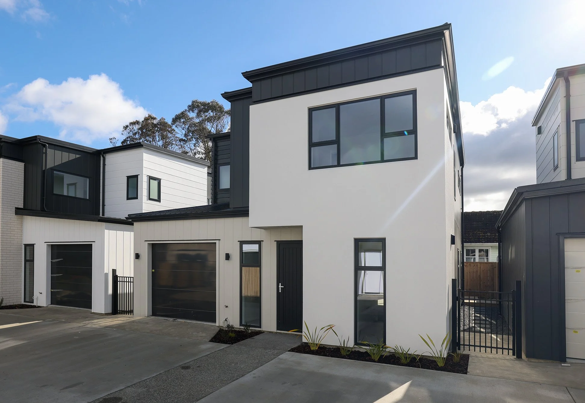 Waikanae Beach Built at 996b Taita Drive
