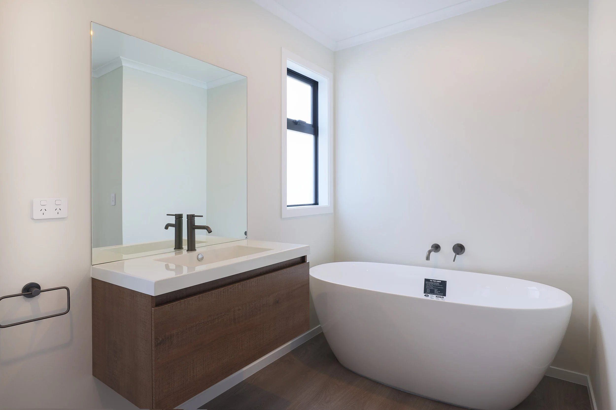 Rarangi Beach Built at 994d Taita Drive