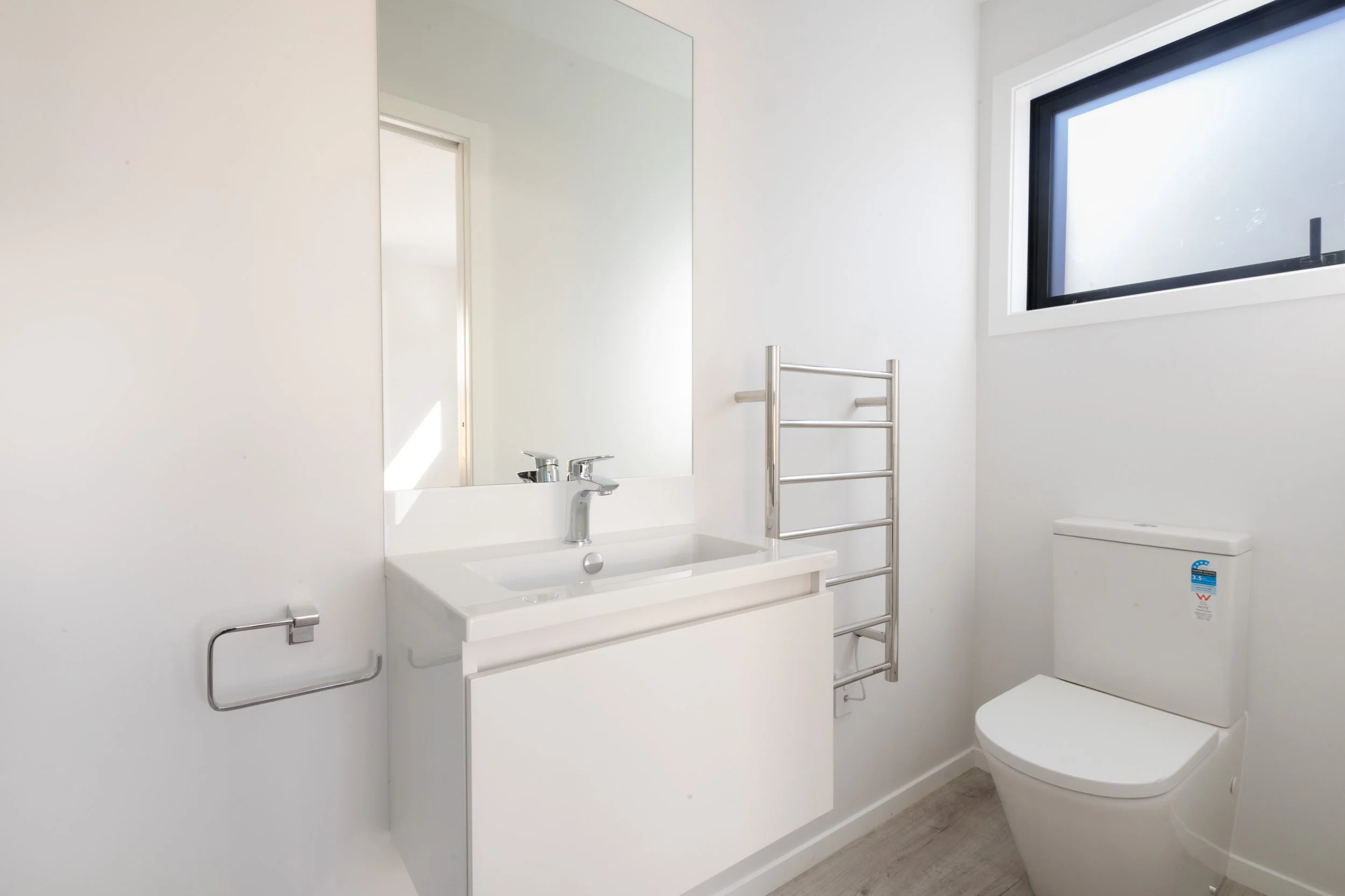 Onetangi Built at 74 Seddon Street