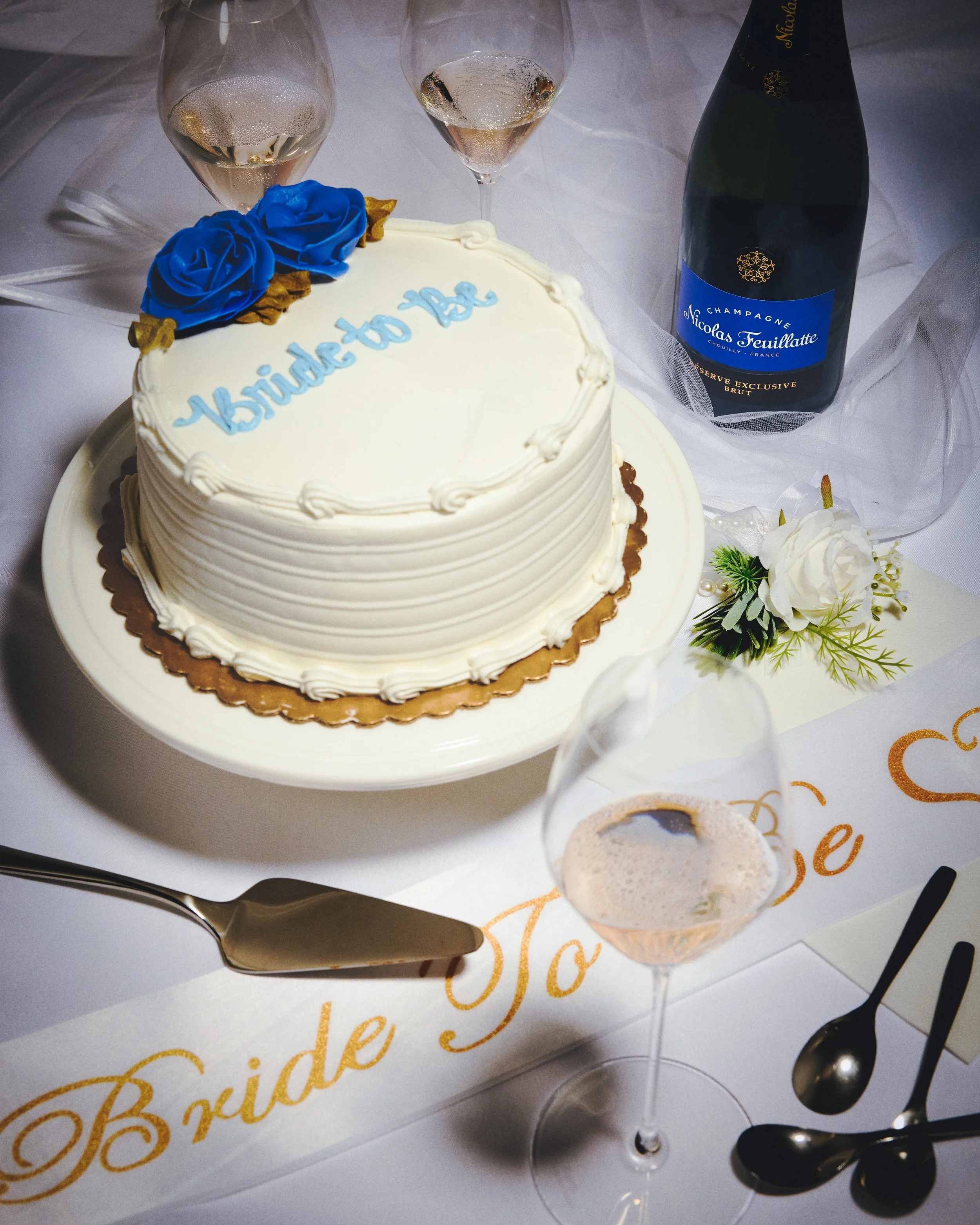 BACHELORETTE _PHOTO_v4.jpg