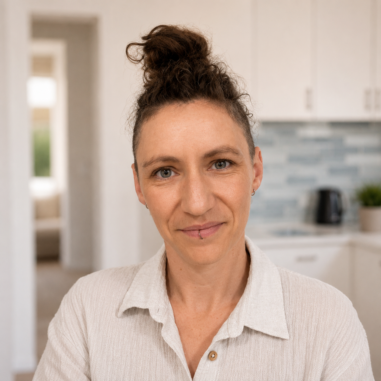 Alex Standen - Psychologist