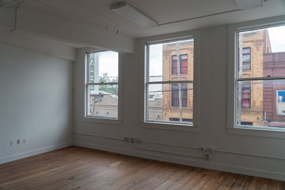 STUDIO-2 WEB.jpg