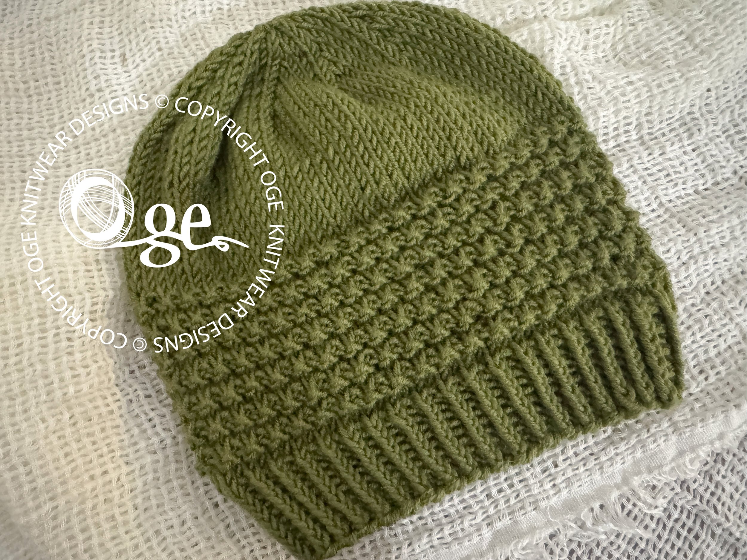KNITTING PATTERN - Daintree Hat - P309