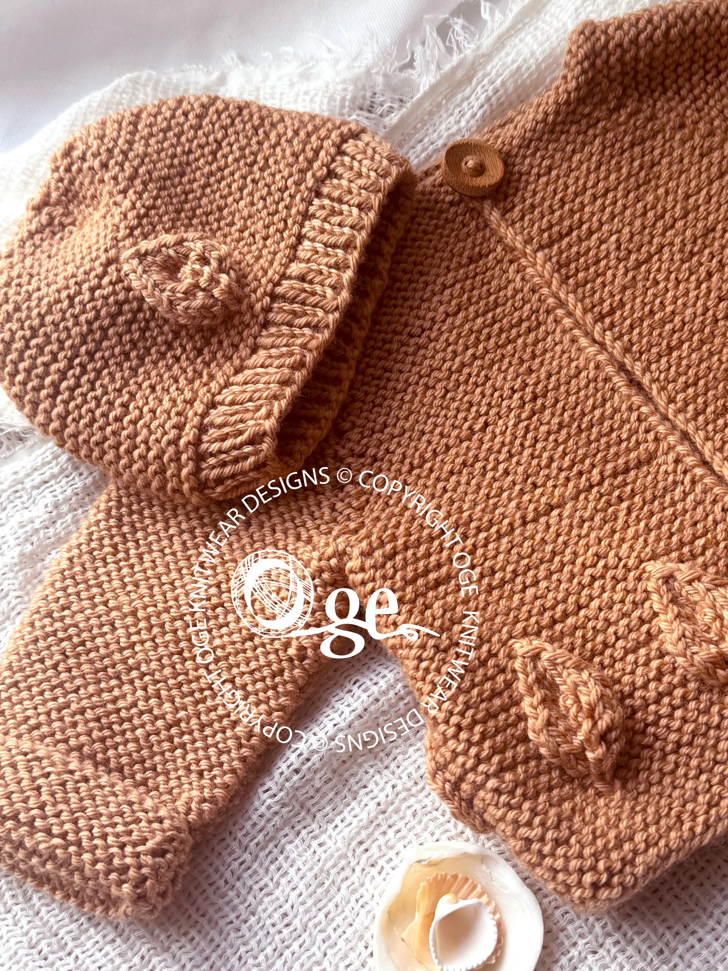 KNITTING PATTERN -Amber Fall Cardigan - P307